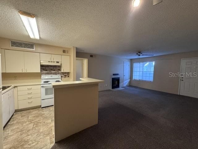 Condominium at 320 FORESTWAY CIR #203, ALTAMONTE SPRINGS, photo 4 of 16