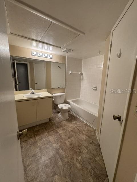 Condominium at 320 FORESTWAY CIR #203, ALTAMONTE SPRINGS, photo 13 of 16
