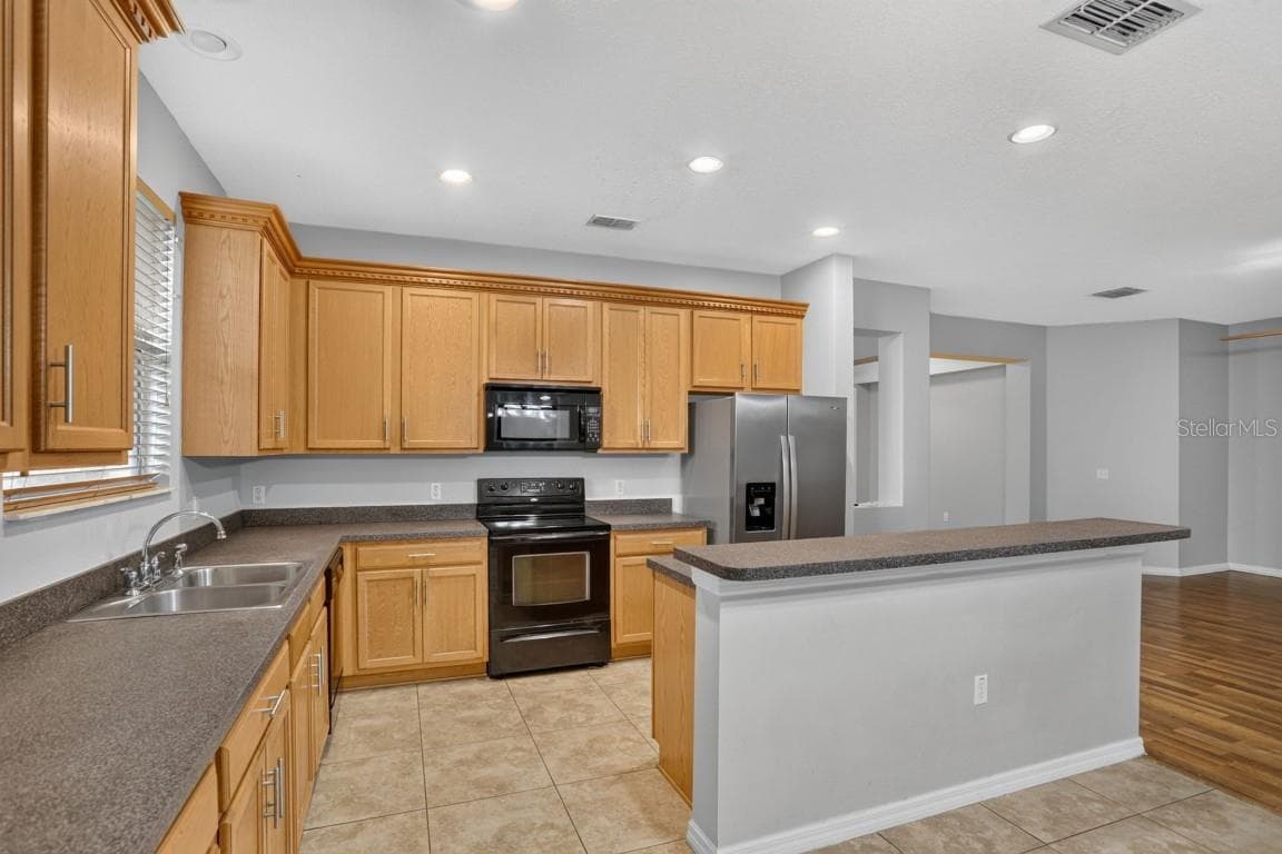 Single Family Residence at 3730 CEDAR HAMMOCK TRL, ST CLOUD, photo 15 of 55