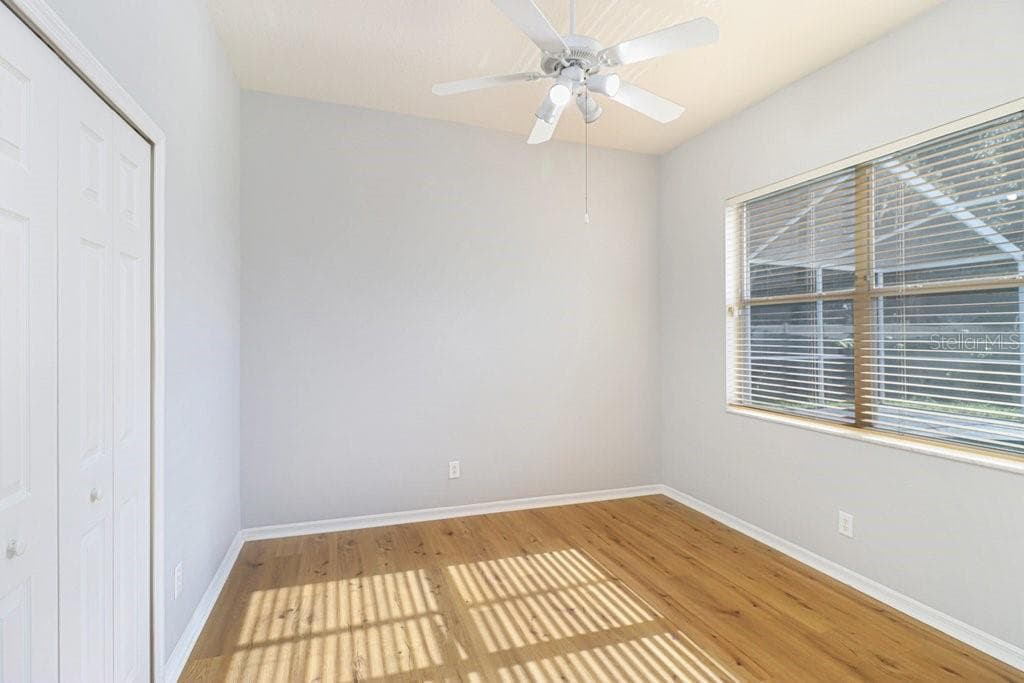 Single Family Residence at 3029 MINUTEMAN LN, BRANDON, photo 31 of 50