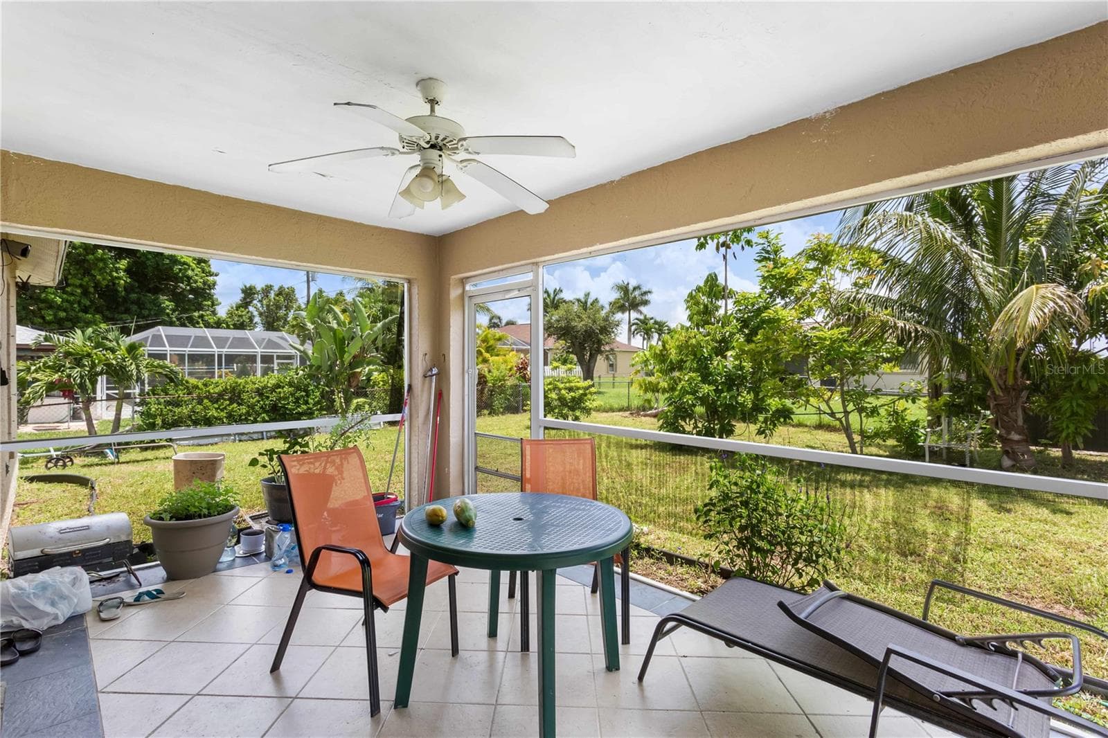 SCREENED-IN LANAI with SOUTHERN EXPOSURE - 1728 NE 22ND TER, CAPE CORAL