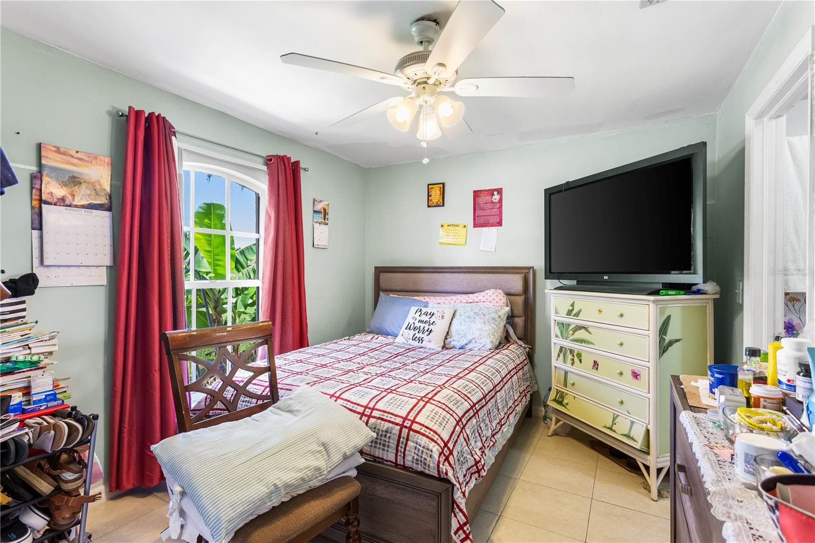 On the opposite side, you’ll find TWO ADDITIONAL BEDROOMS joined by a JACL-N JILL BATHROOM, plus a flexible den/home office/study that can also function as a FOURTH BEDROOM. - 1728 NE 22ND TER, CAPE CORAL
