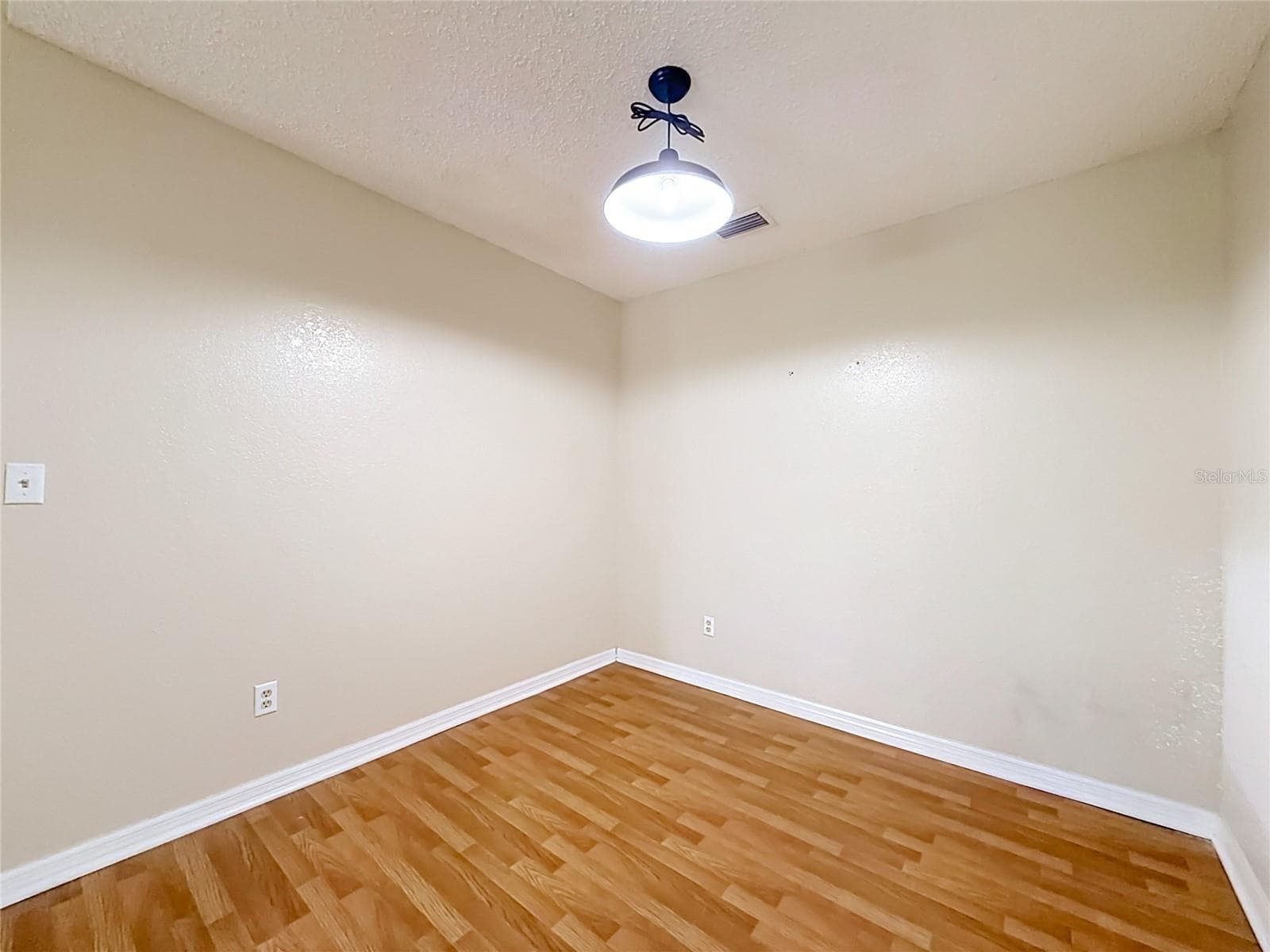 Dining Area - 2550 N ALAFAYA TRL #12205, ORLANDO