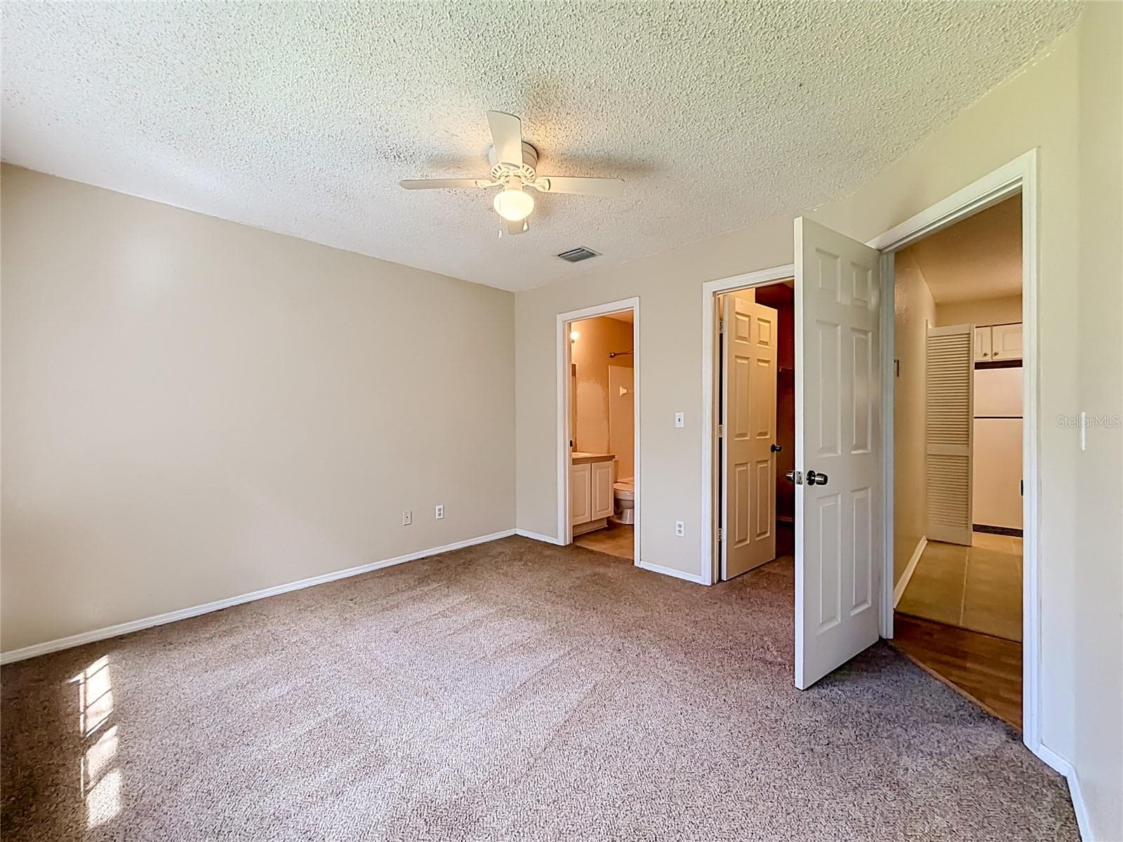 Master bedroom - 2550 N ALAFAYA TRL #12205, ORLANDO