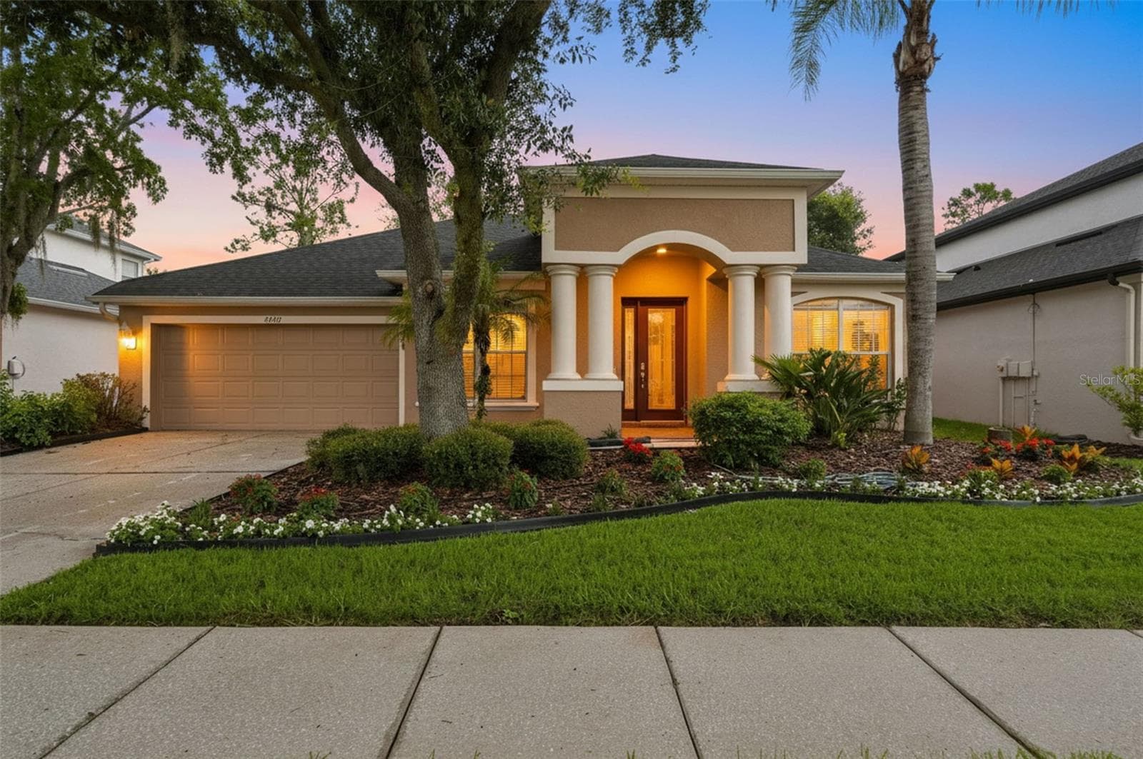 Single Family Residence at 27417 SILVER THATCH DR, WESLEY CHAPEL, photo 2 of 86