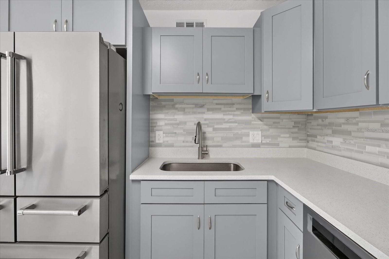 Condominium at 2295 AMERICUS BLVD E #59, CLEARWATER, photo 17 of 53