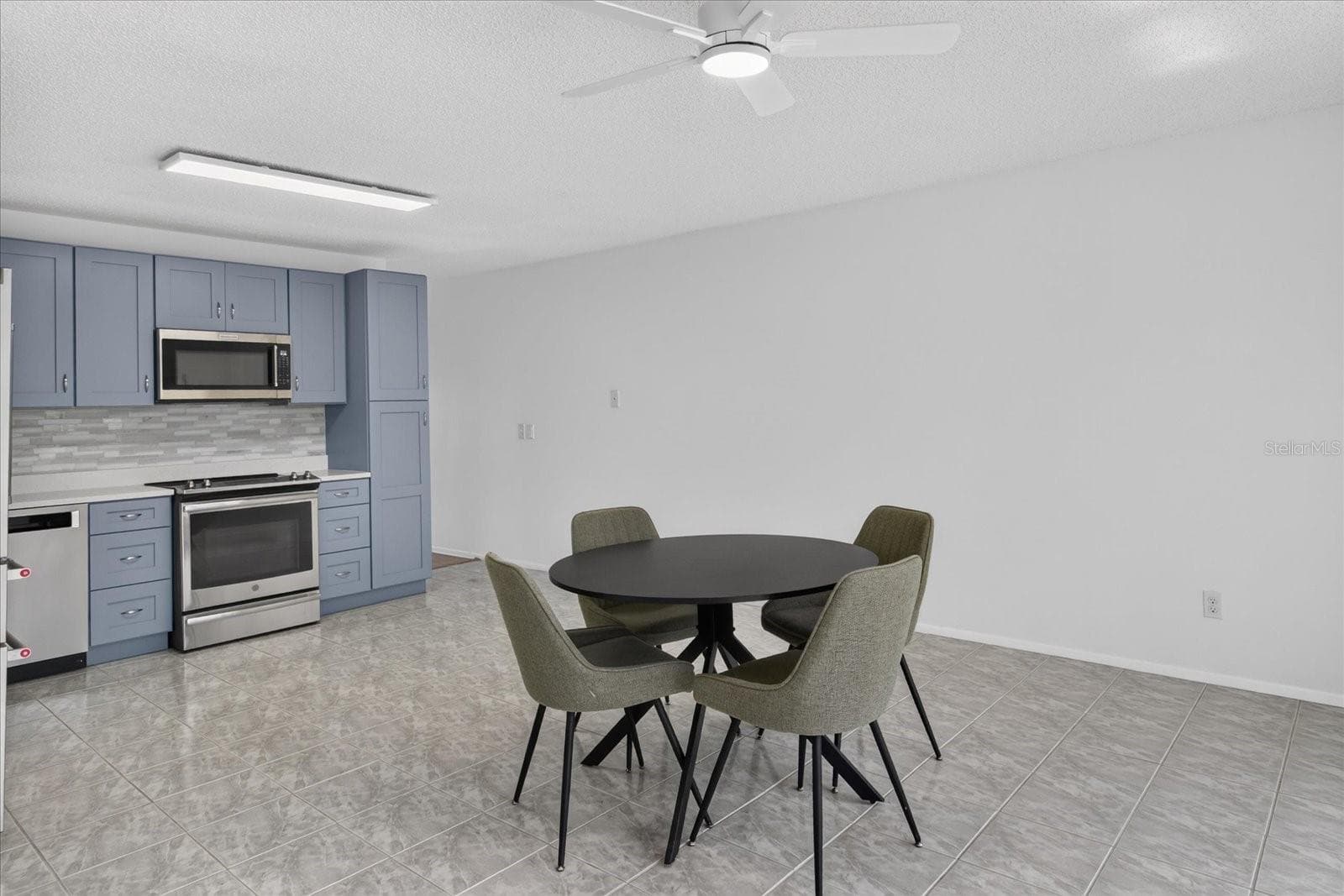 Condominium at 2295 AMERICUS BLVD E #59, CLEARWATER, photo 23 of 53