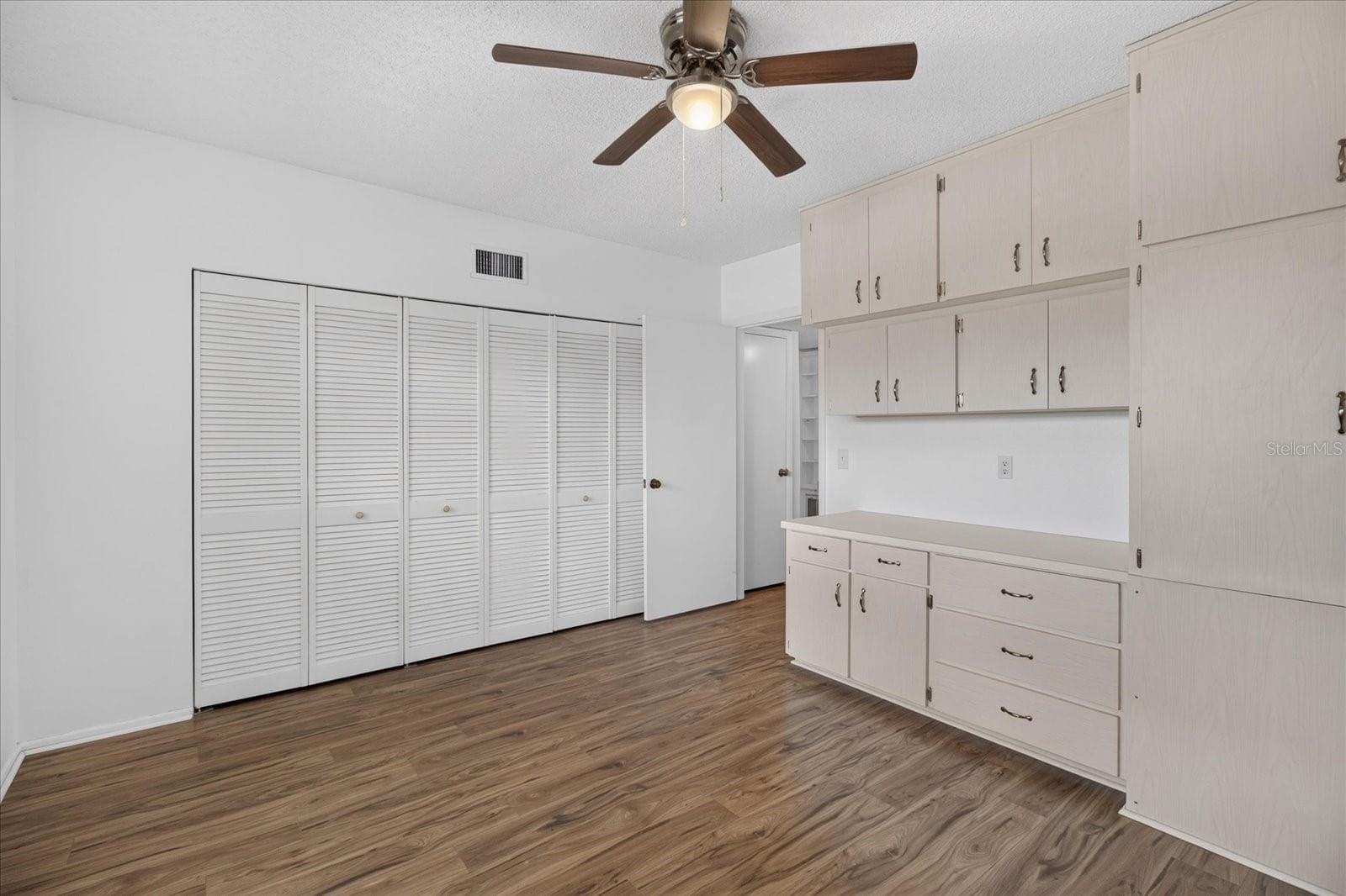 Condominium at 2295 AMERICUS BLVD E #59, CLEARWATER, photo 32 of 53