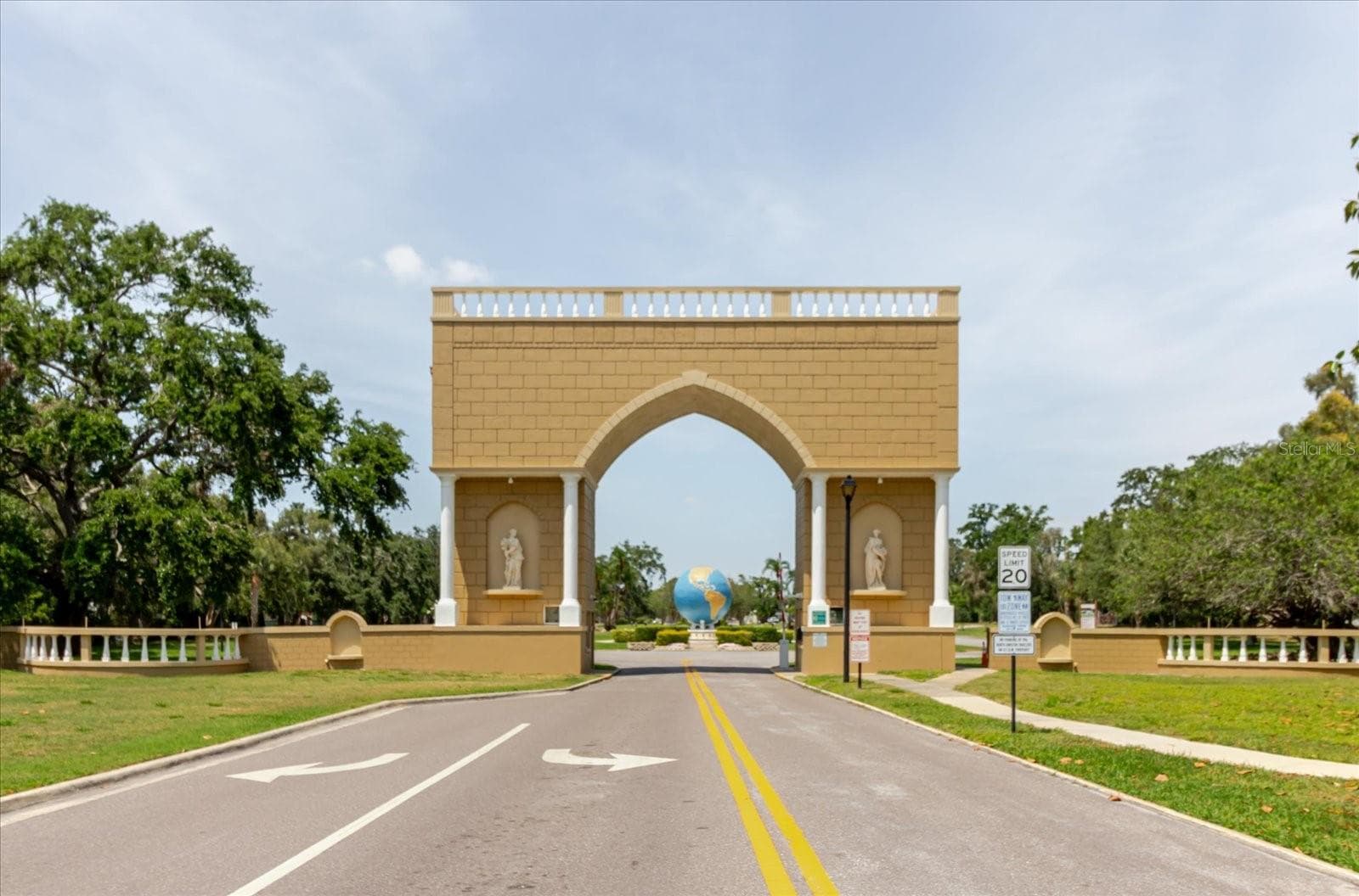 Condominium at 2295 AMERICUS BLVD E #59, CLEARWATER, photo 42 of 53