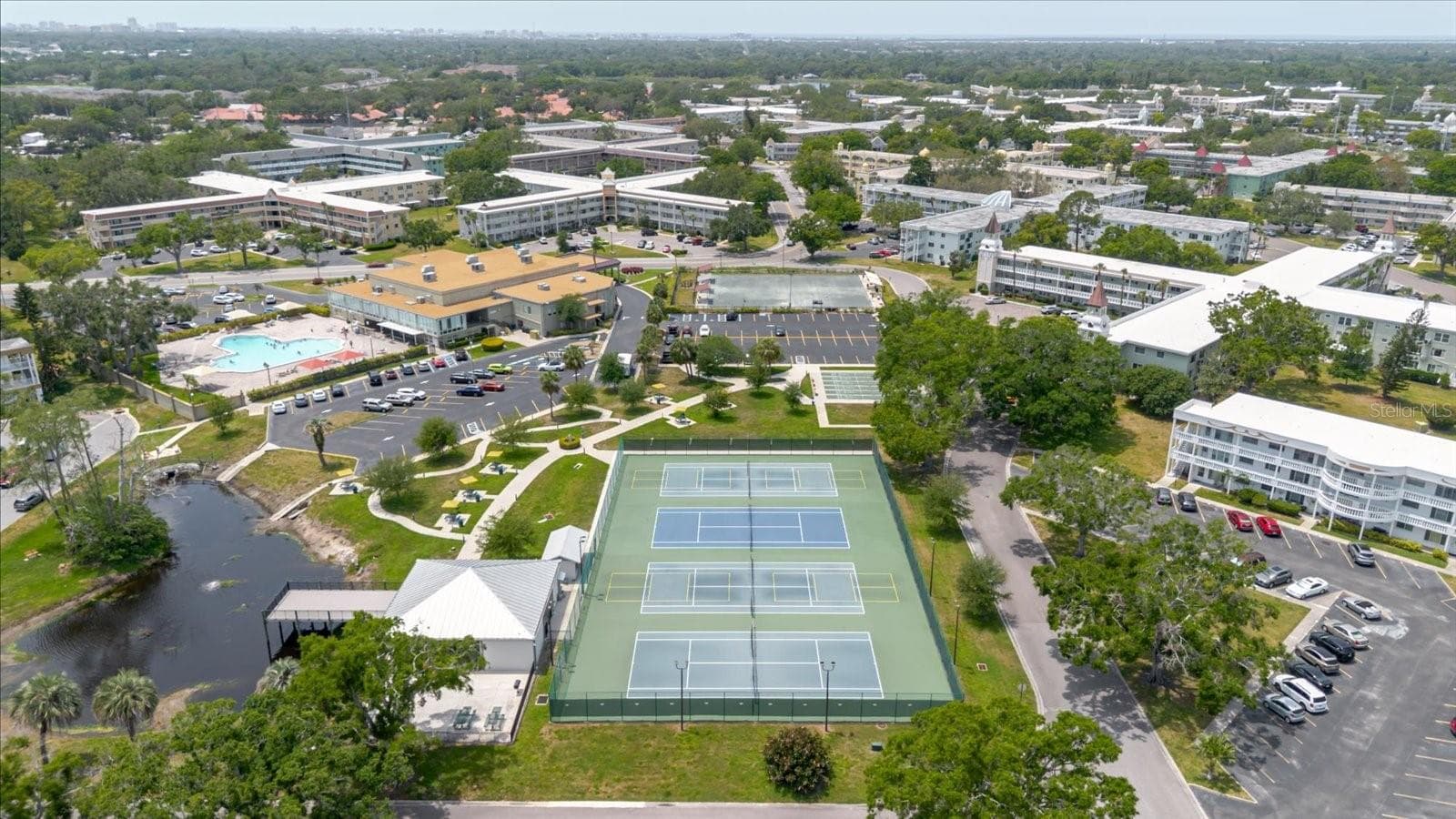 Condominium at 2295 AMERICUS BLVD E #59, CLEARWATER, photo 47 of 53