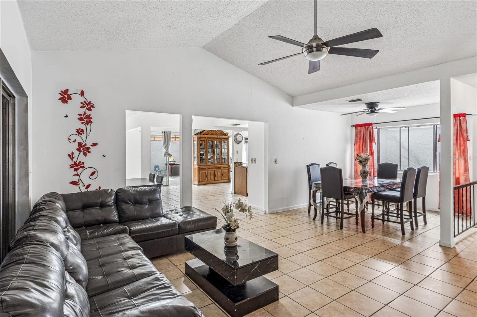 Single Family Residence at 271 MARIPOSA, WINTER HAVEN, photo 9 of 20