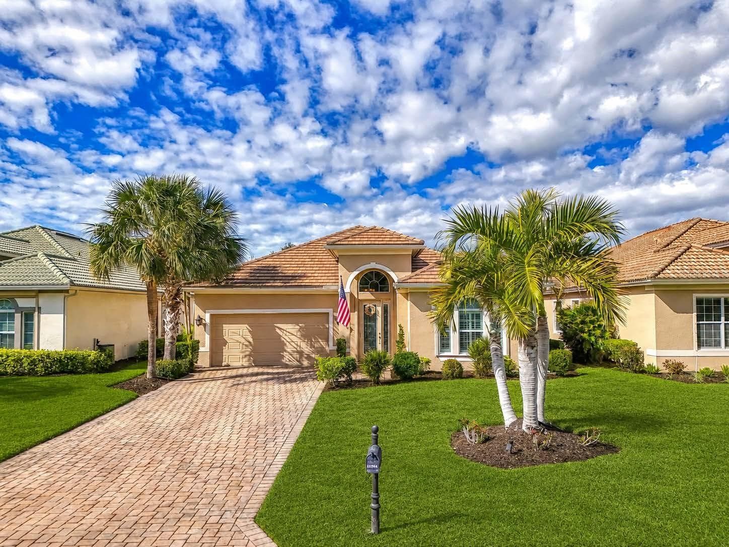 13344 CREEKSIDE LN
