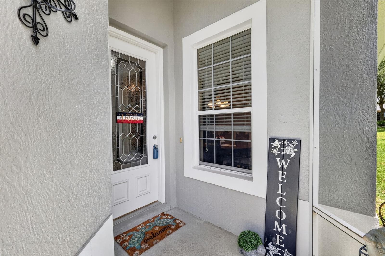 Single Family Residence at 20512 QUEEN ALEXANDRA DR, LEESBURG, photo 12 of 70