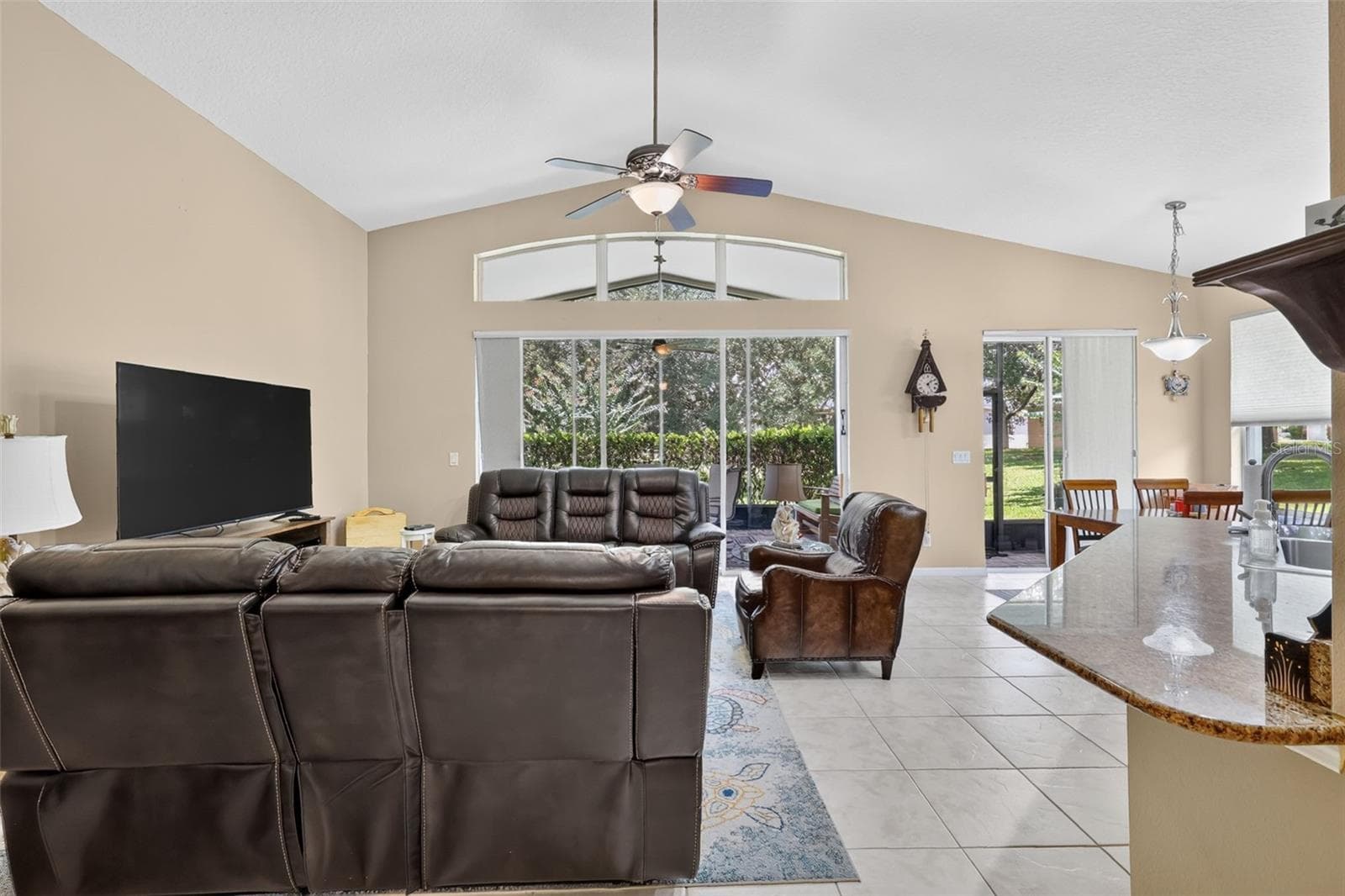 Single Family Residence at 20512 QUEEN ALEXANDRA DR, LEESBURG, photo 17 of 70
