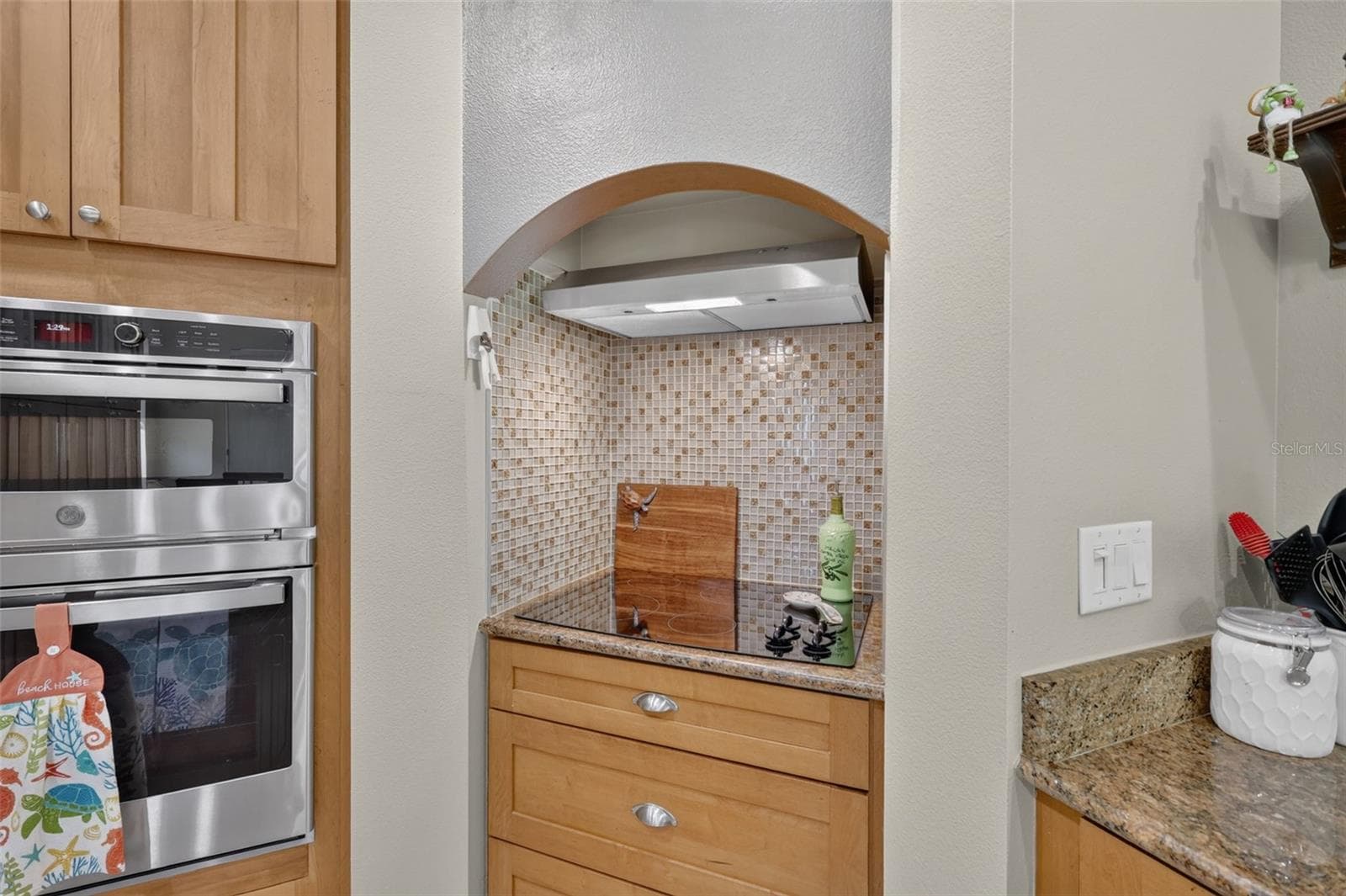 Single Family Residence at 20512 QUEEN ALEXANDRA DR, LEESBURG, photo 25 of 70