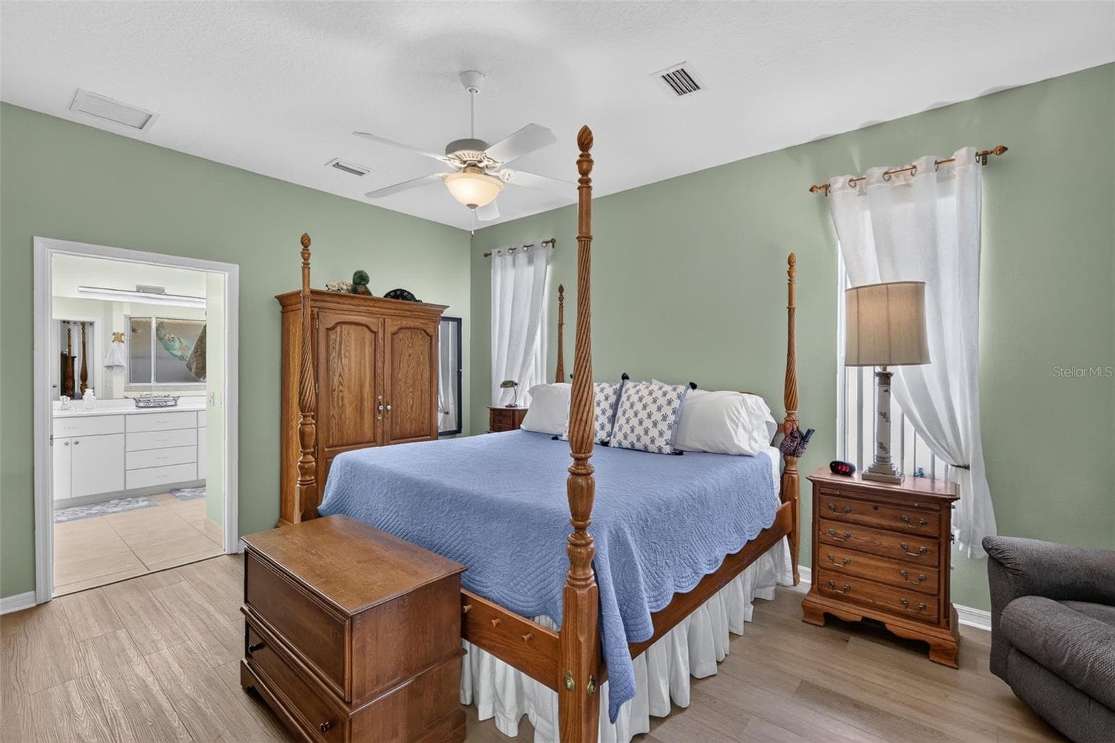 Single Family Residence at 20512 QUEEN ALEXANDRA DR, LEESBURG, photo 28 of 70