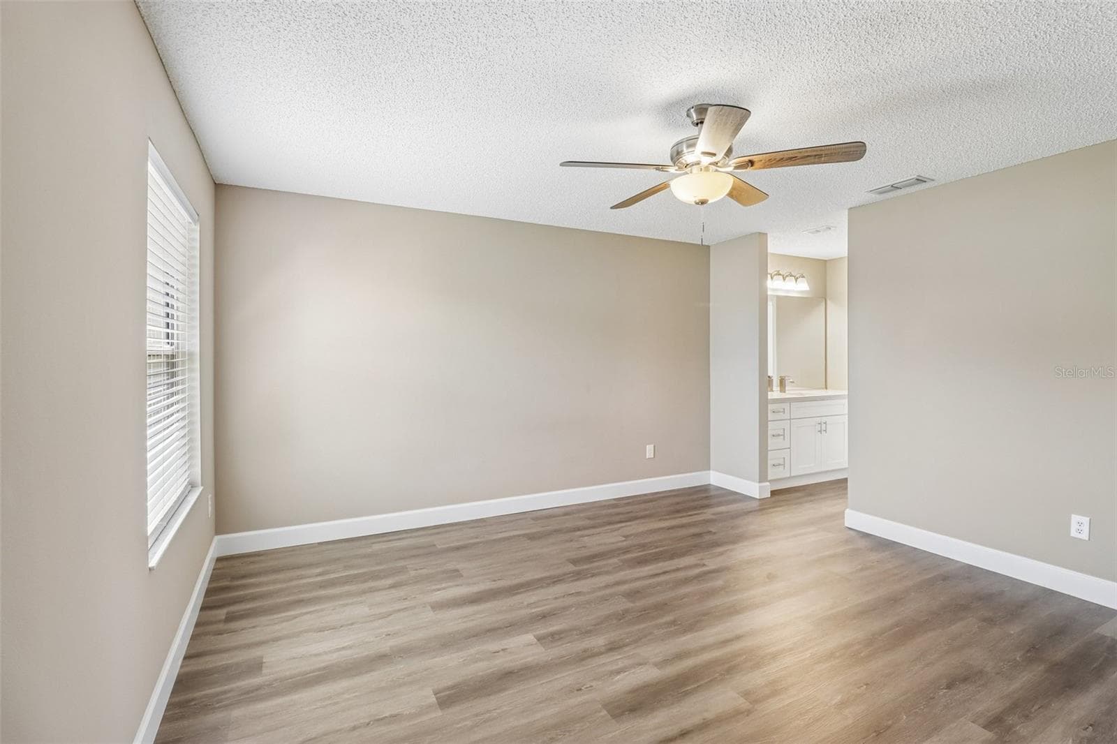 Single Family Residence at 2609 PRIVADA DR, THE VILLAGES, photo 18 of 30