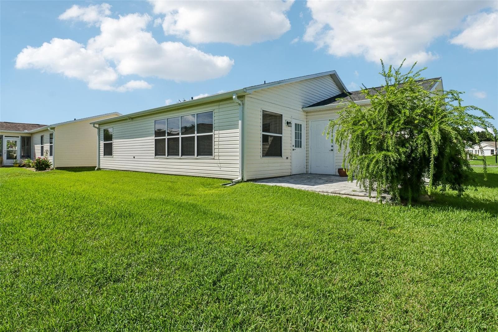 Single Family Residence at 2609 PRIVADA DR, THE VILLAGES, photo 27 of 30