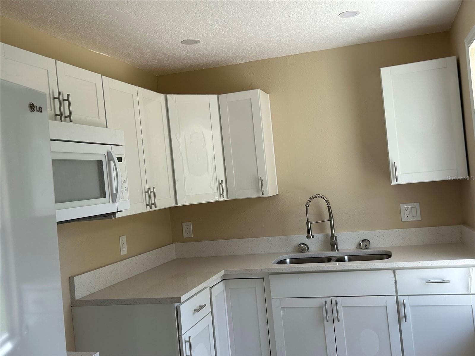 Quadruplex at 400 S 6TH ST, LEESBURG, photo 4 of 20