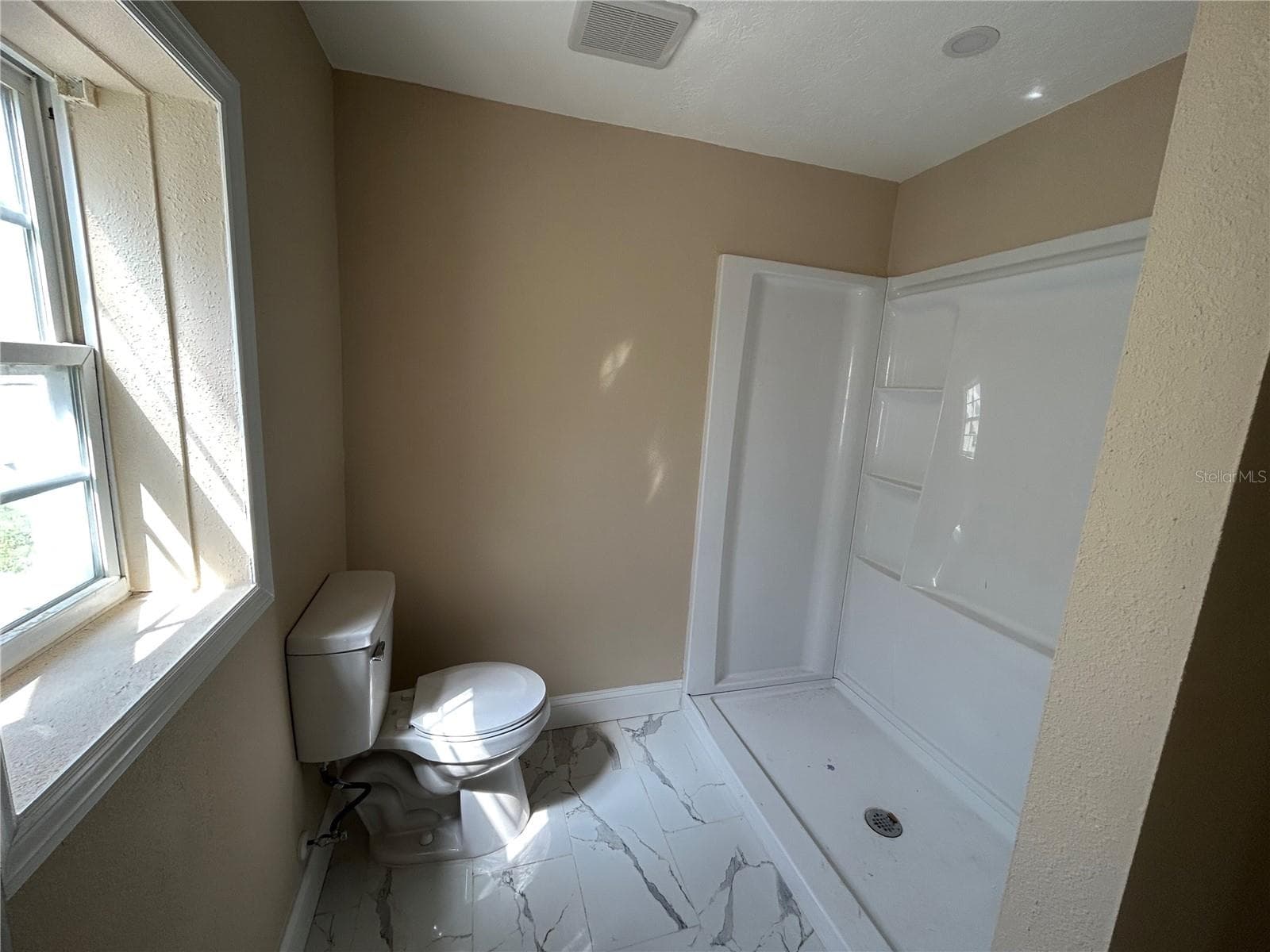 Quadruplex at 400 S 6TH ST, LEESBURG, photo 15 of 20