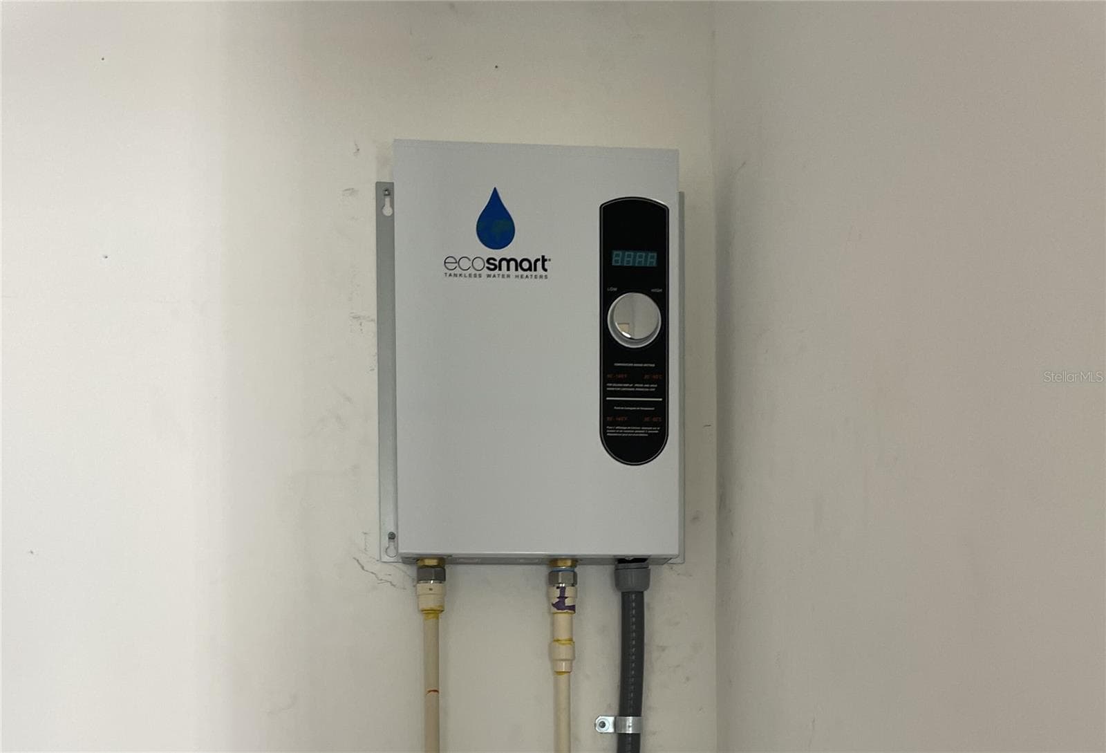 tankless water heaters - 400 S 6TH ST, LEESBURG