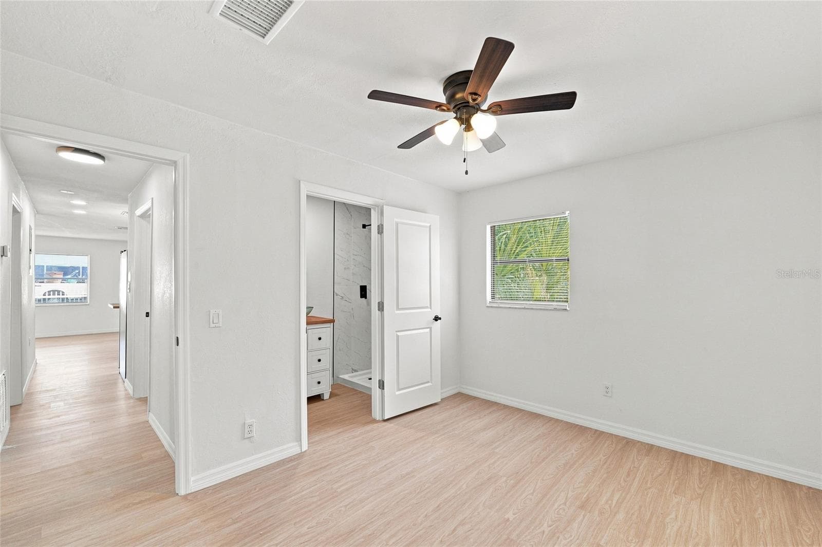 Single Family Residence at 4009 E POWHATAN AVE, TAMPA, photo 23 of 33