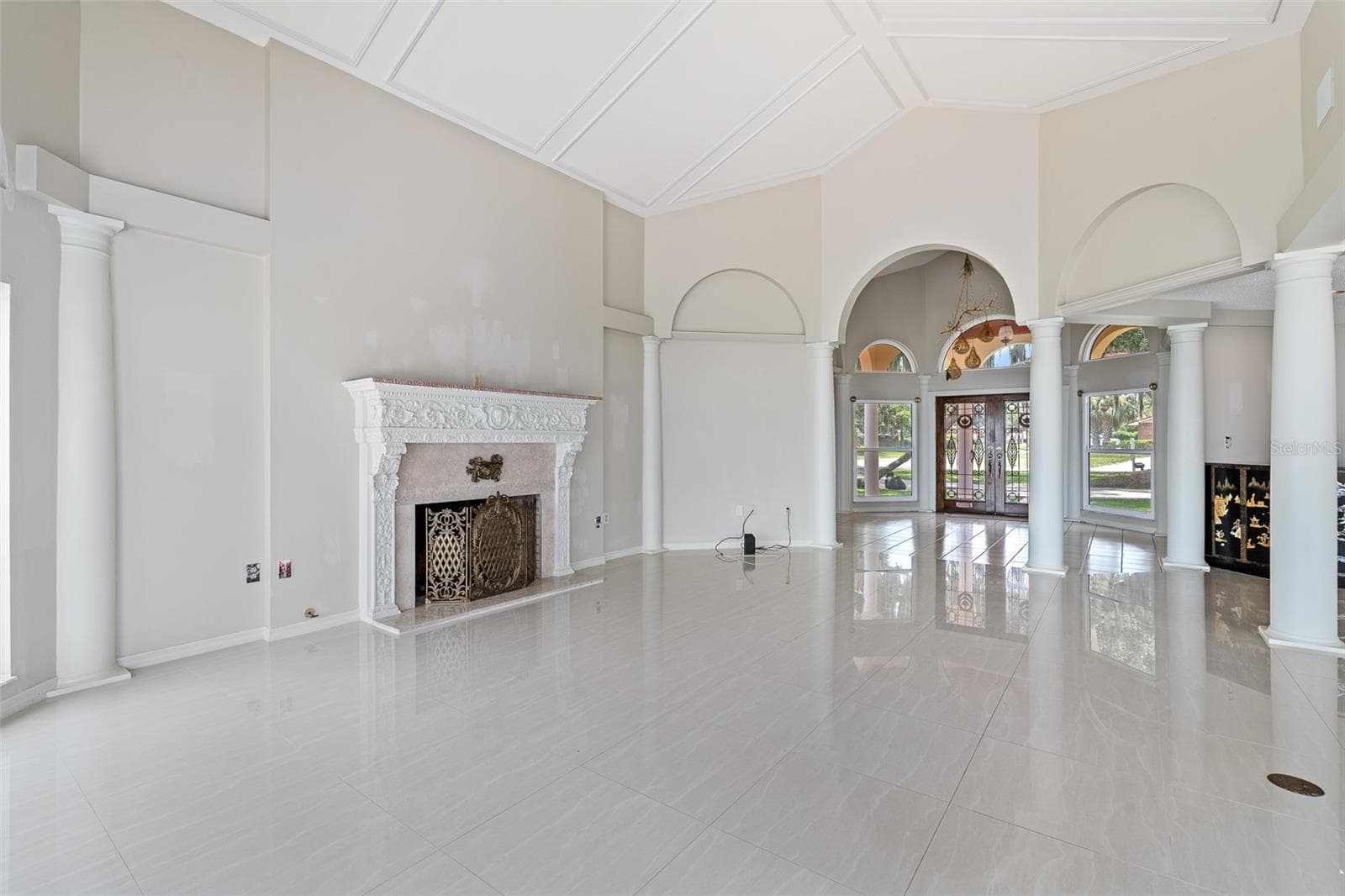 Single Family Residence at 1412 MOSSWOOD DR, LEESBURG, photo 12 of 82