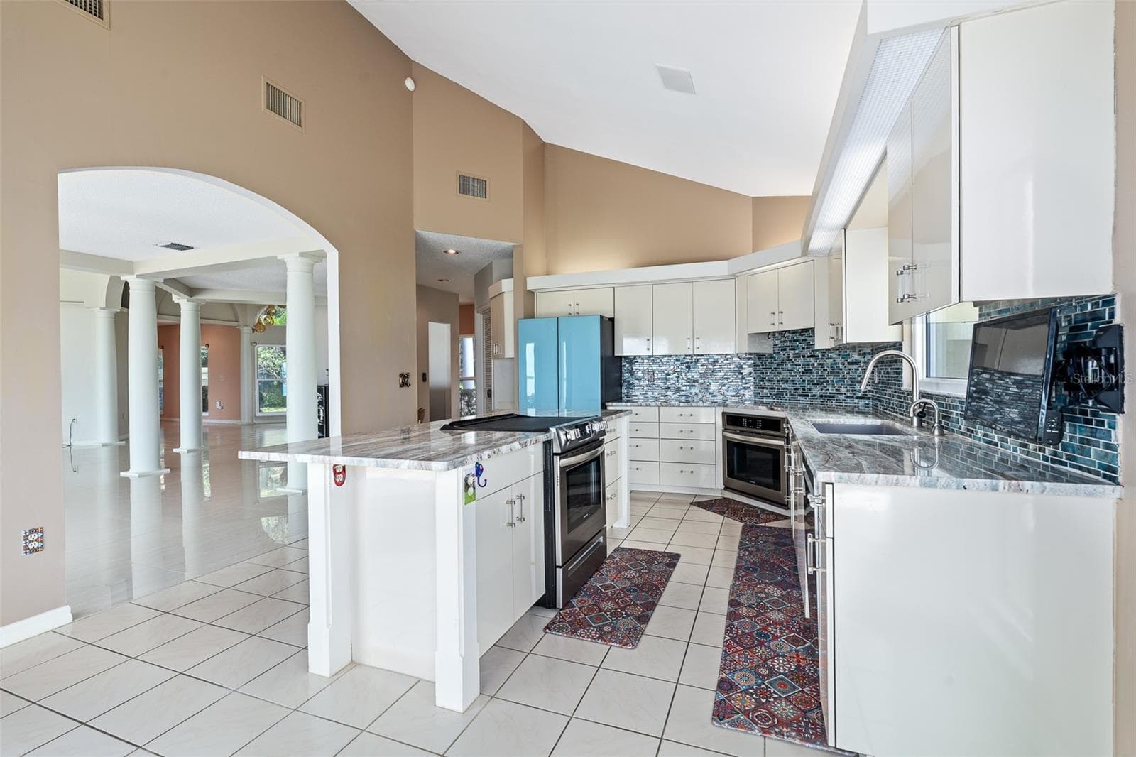 Single Family Residence at 1412 MOSSWOOD DR, LEESBURG, photo 23 of 82