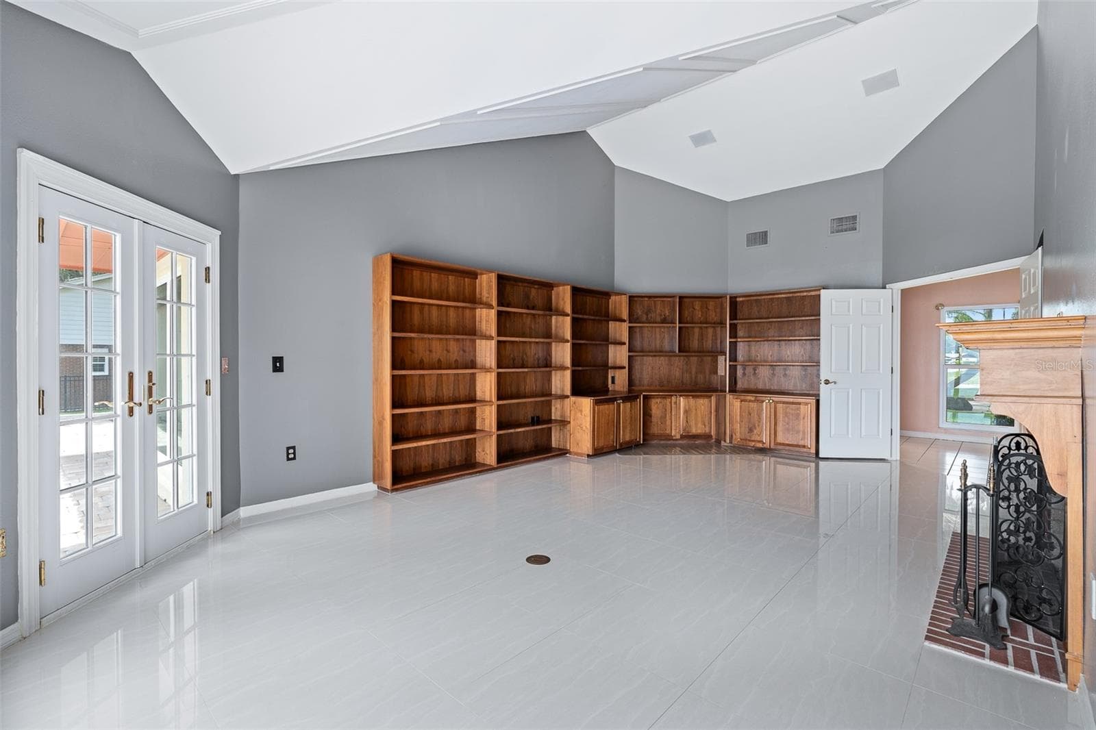 Single Family Residence at 1412 MOSSWOOD DR, LEESBURG, photo 37 of 82