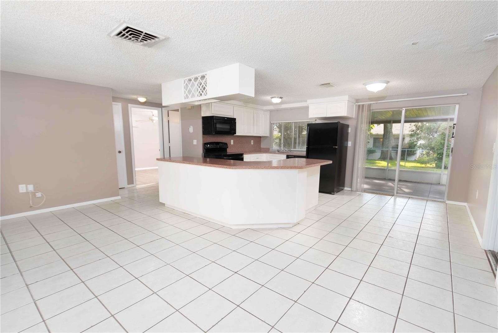 Single Family Residence at 12401 GUNSTOCK LN, HUDSON, photo 5 of 27