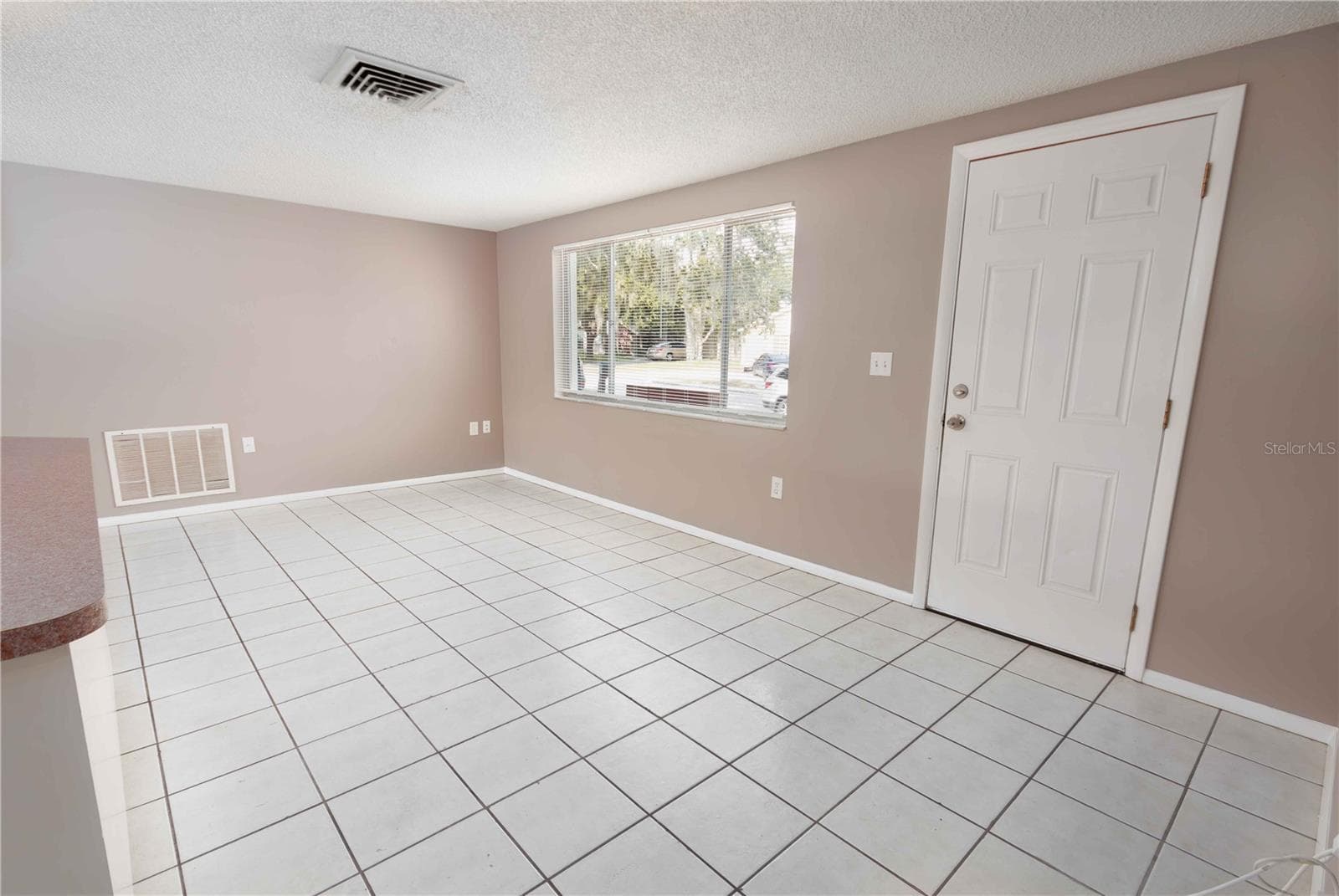 Single Family Residence at 12401 GUNSTOCK LN, HUDSON, photo 13 of 27