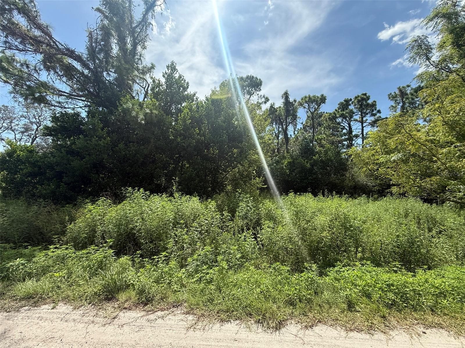 STAR ROAD - 0.90 ACRES VACANT LAND - STAR RD, BROOKSVILLE