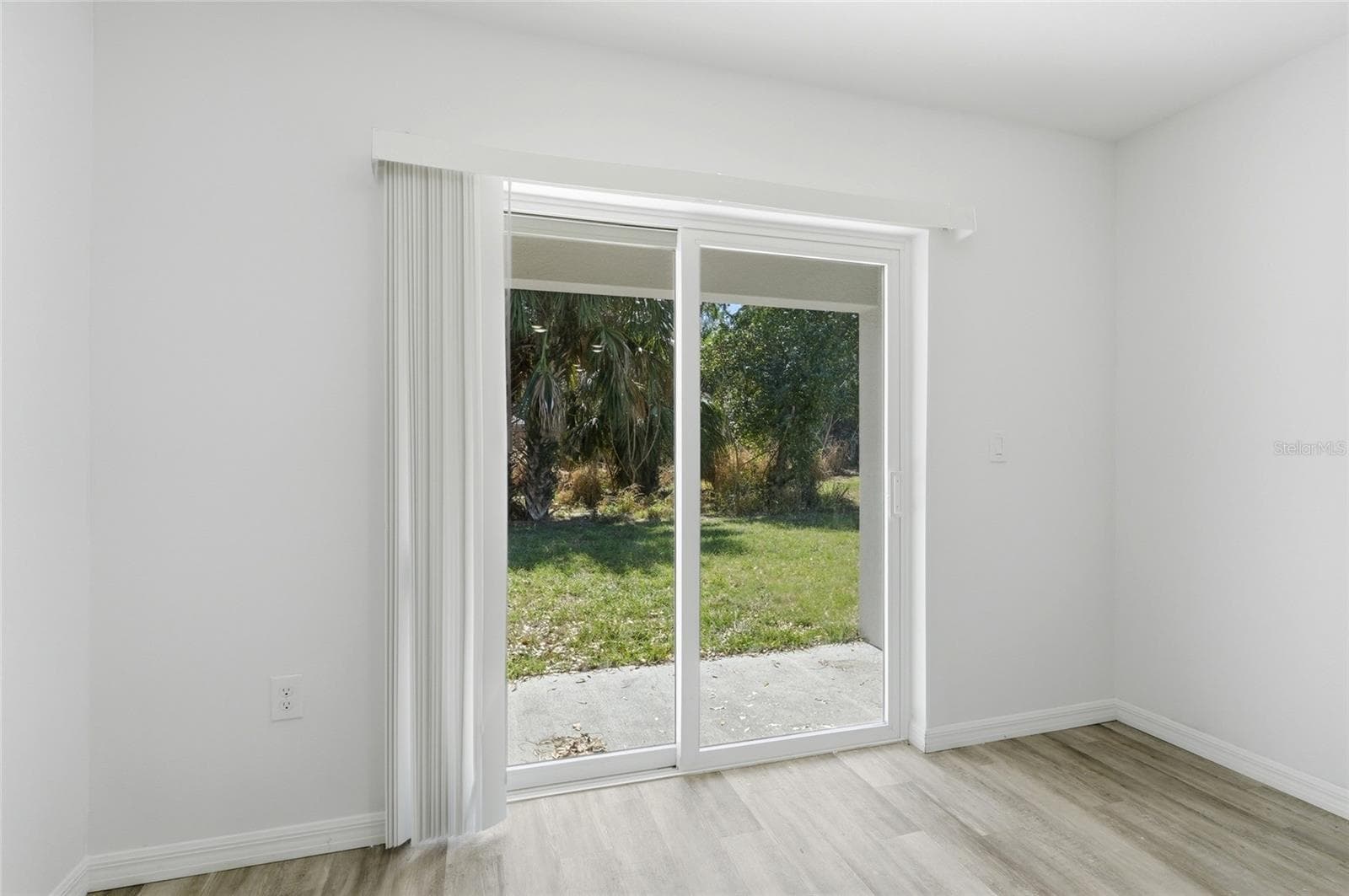 Single Family Residence at 302 AVENUE P NW, WINTER HAVEN, photo 14 of 26