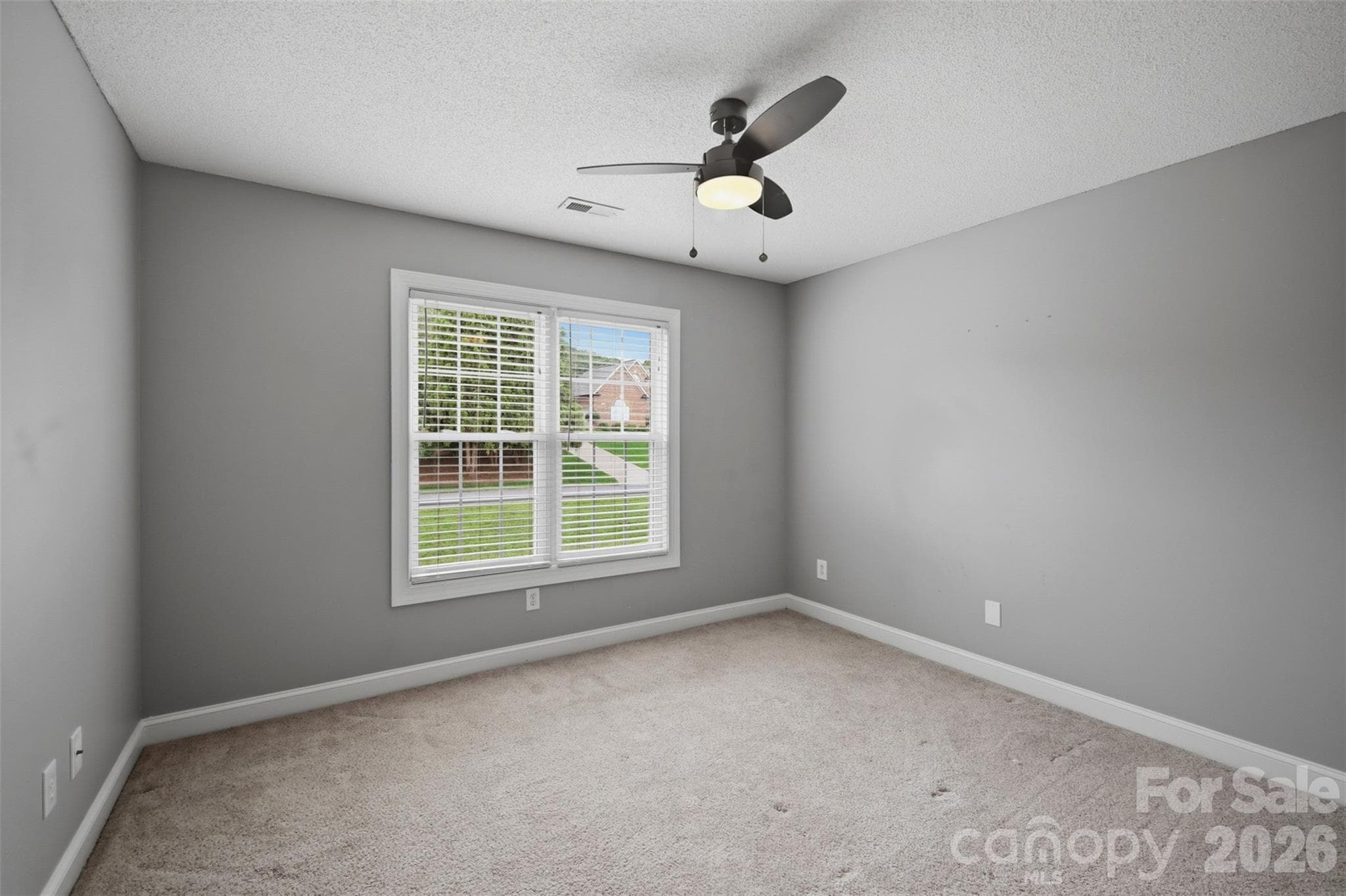 Single Family Residence at 1064 Baker Barn Road, Hickory, photo 21 of 39