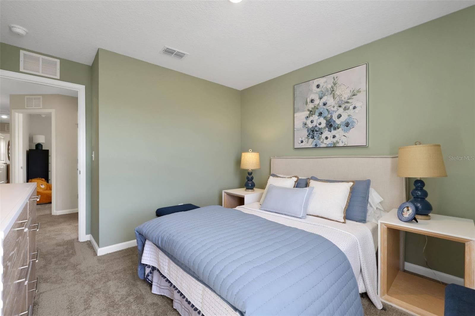 Townhouse at CARY LANDING, JACKSONVILLE, photo 13 of 19