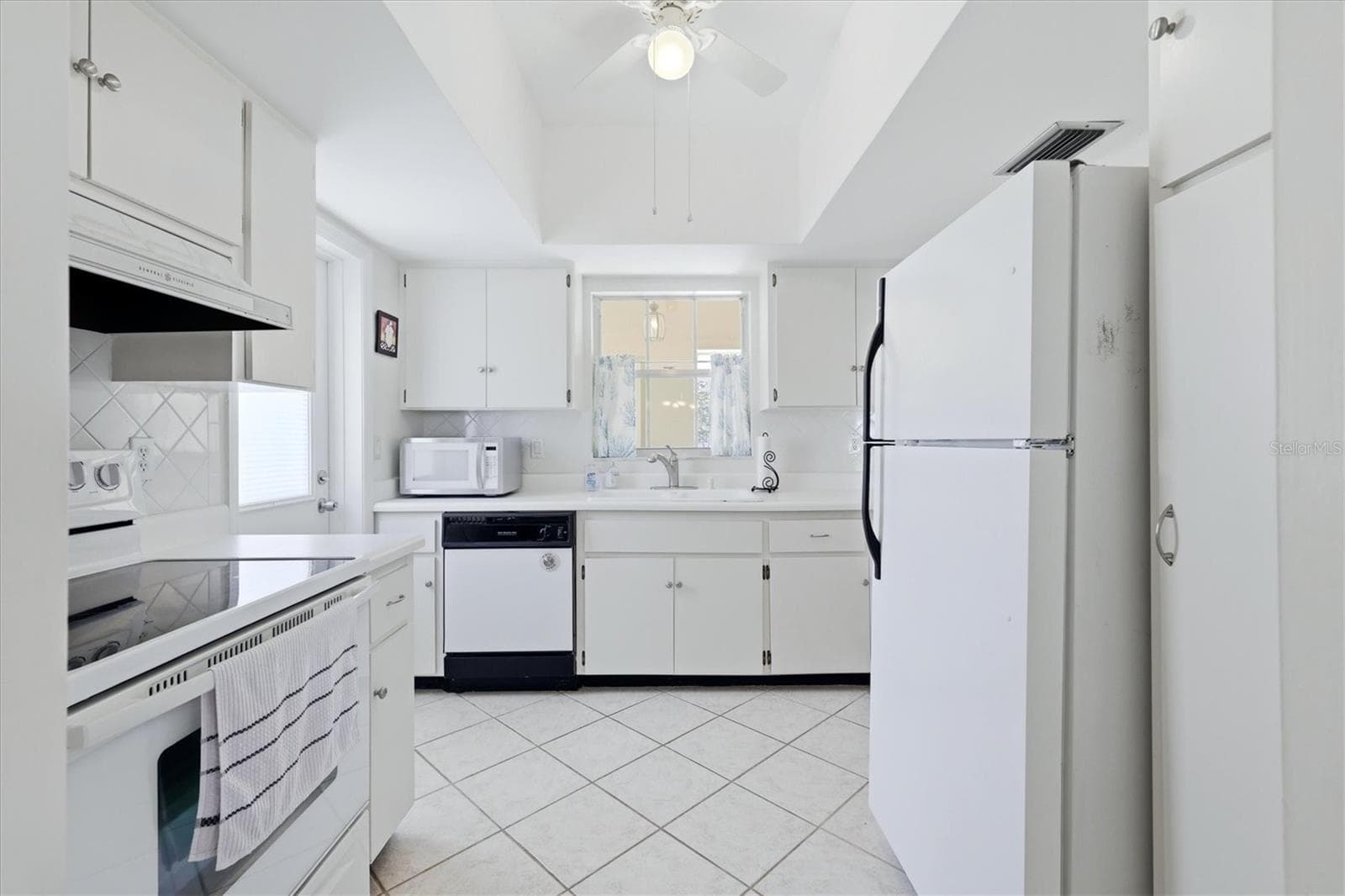 Villa at 5887 TIDEWOOD AVE #2, SARASOTA, photo 13 of 33