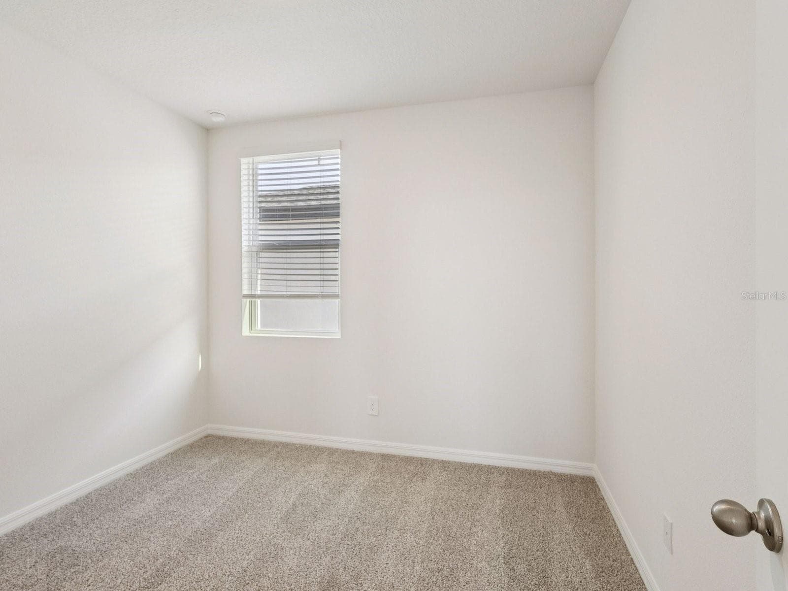 Photo is not of the actual home, but is an inspirational photo of builder’s model home and may depict options, furnishings, and/or decorator features that are not included - 729 IMPALA RD, LAKE ALFRED
