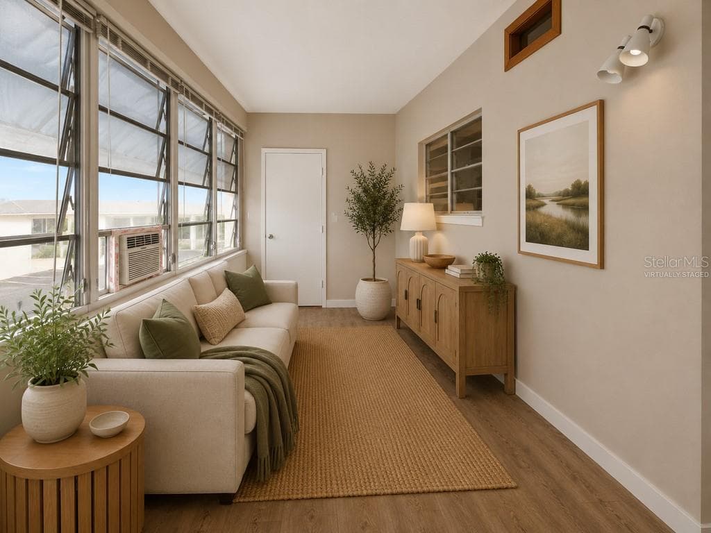 Virtually Staged - 6015 19TH ST N #215, ST PETERSBURG
