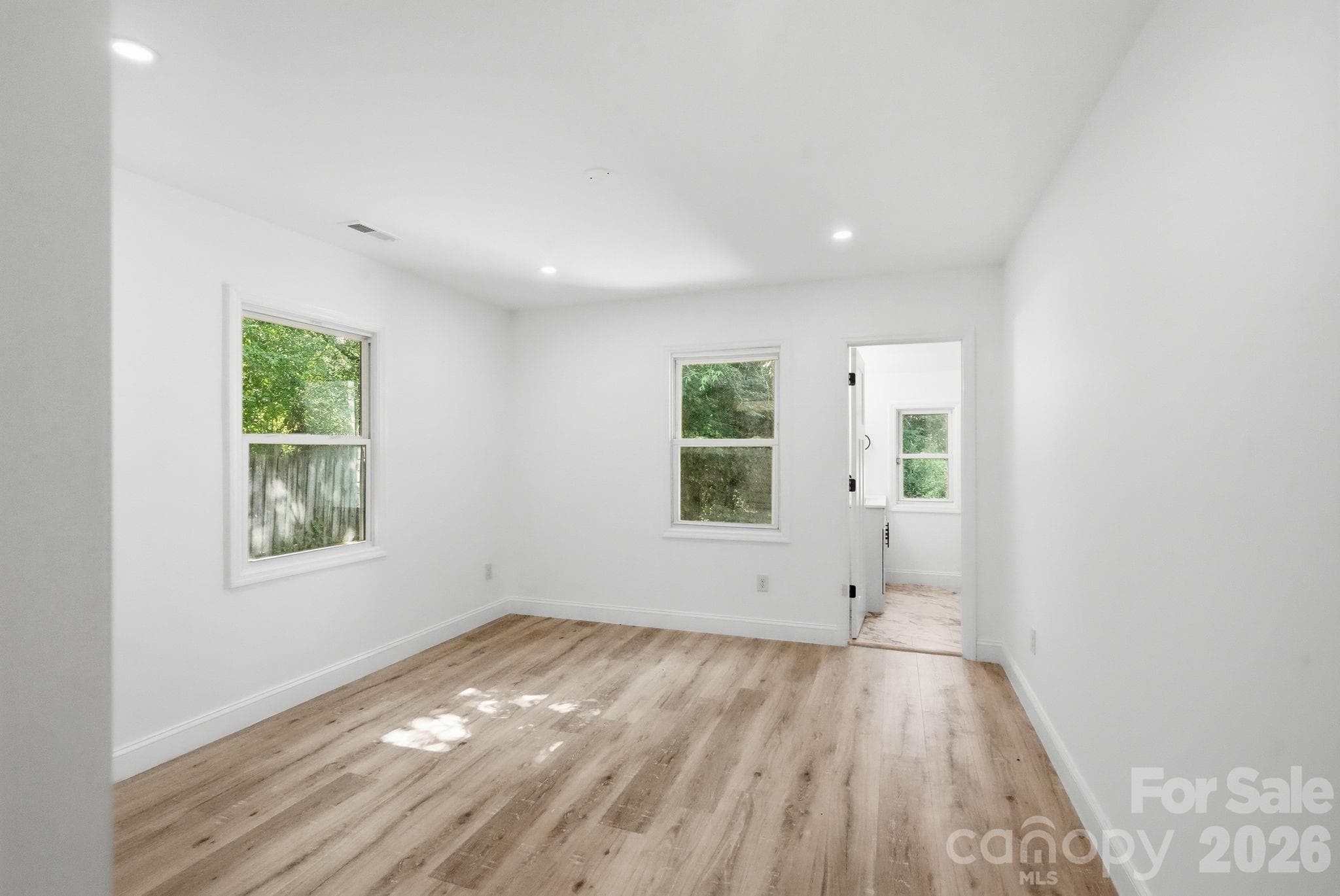 Single Family Residence at 45680 Blackhawk Lane, New London, photo 19 of 43