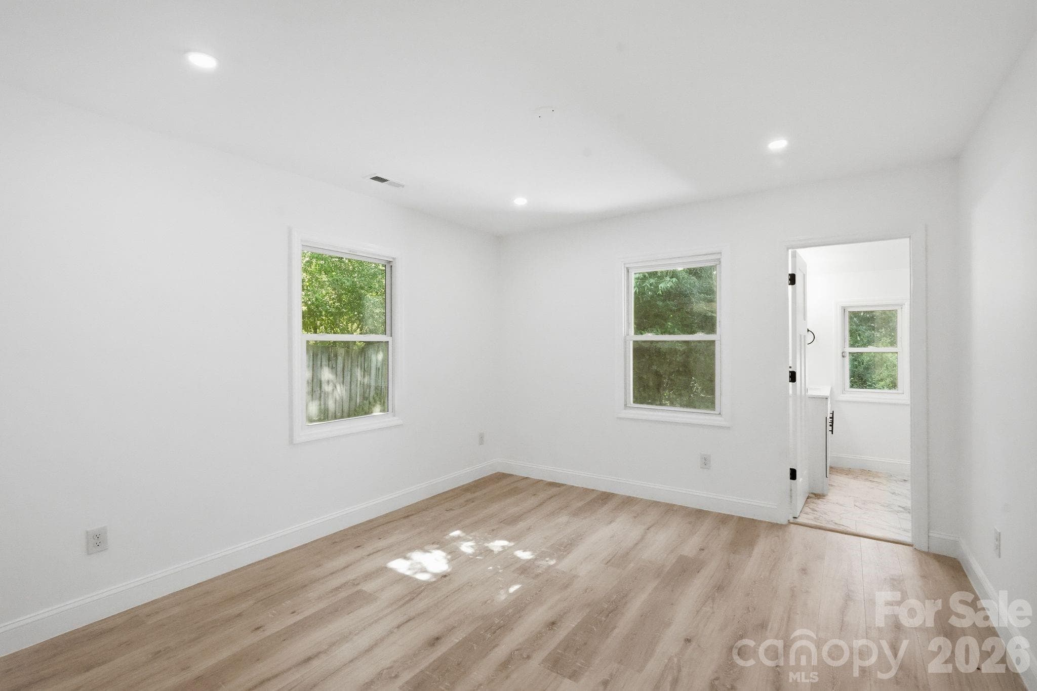 Single Family Residence at 45680 Blackhawk Lane, New London, photo 20 of 43