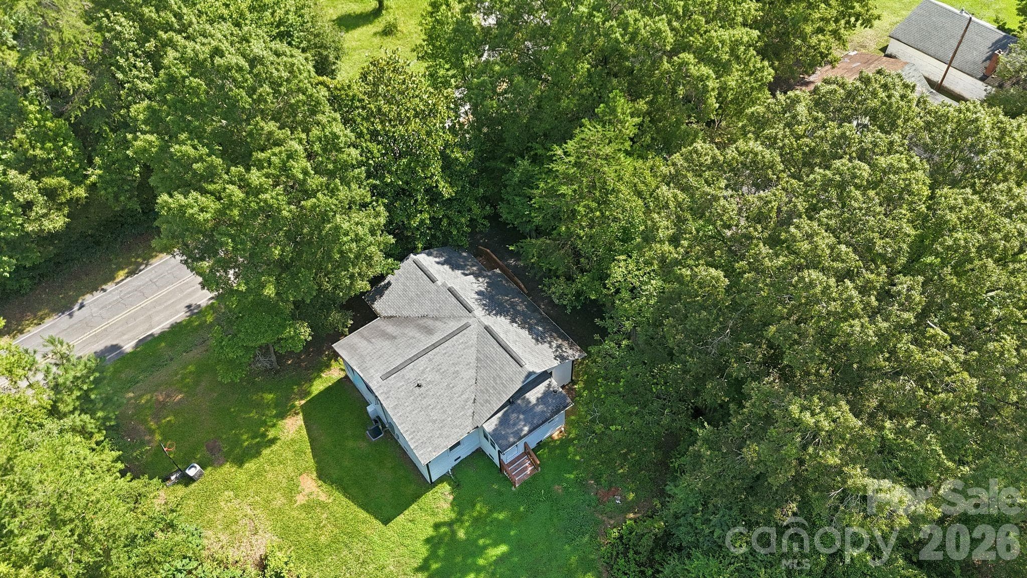 Single Family Residence at 45680 Blackhawk Lane, New London, photo 40 of 43