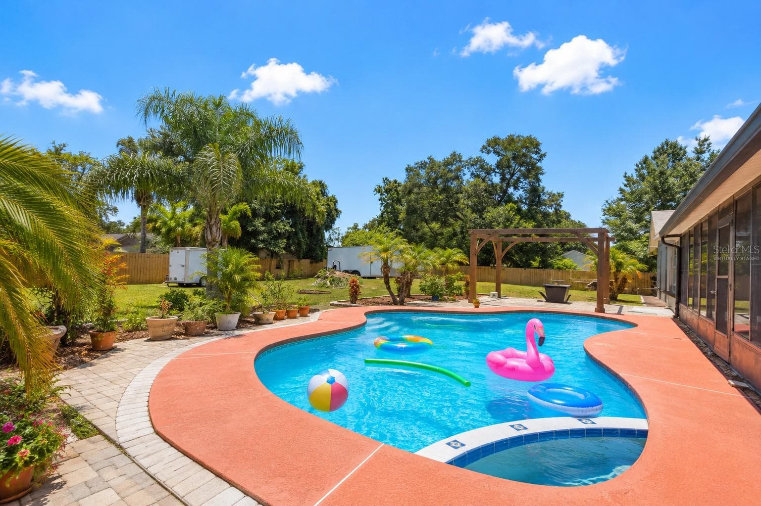 Virtually Staged - 8904 W FLORA ST, TAMPA