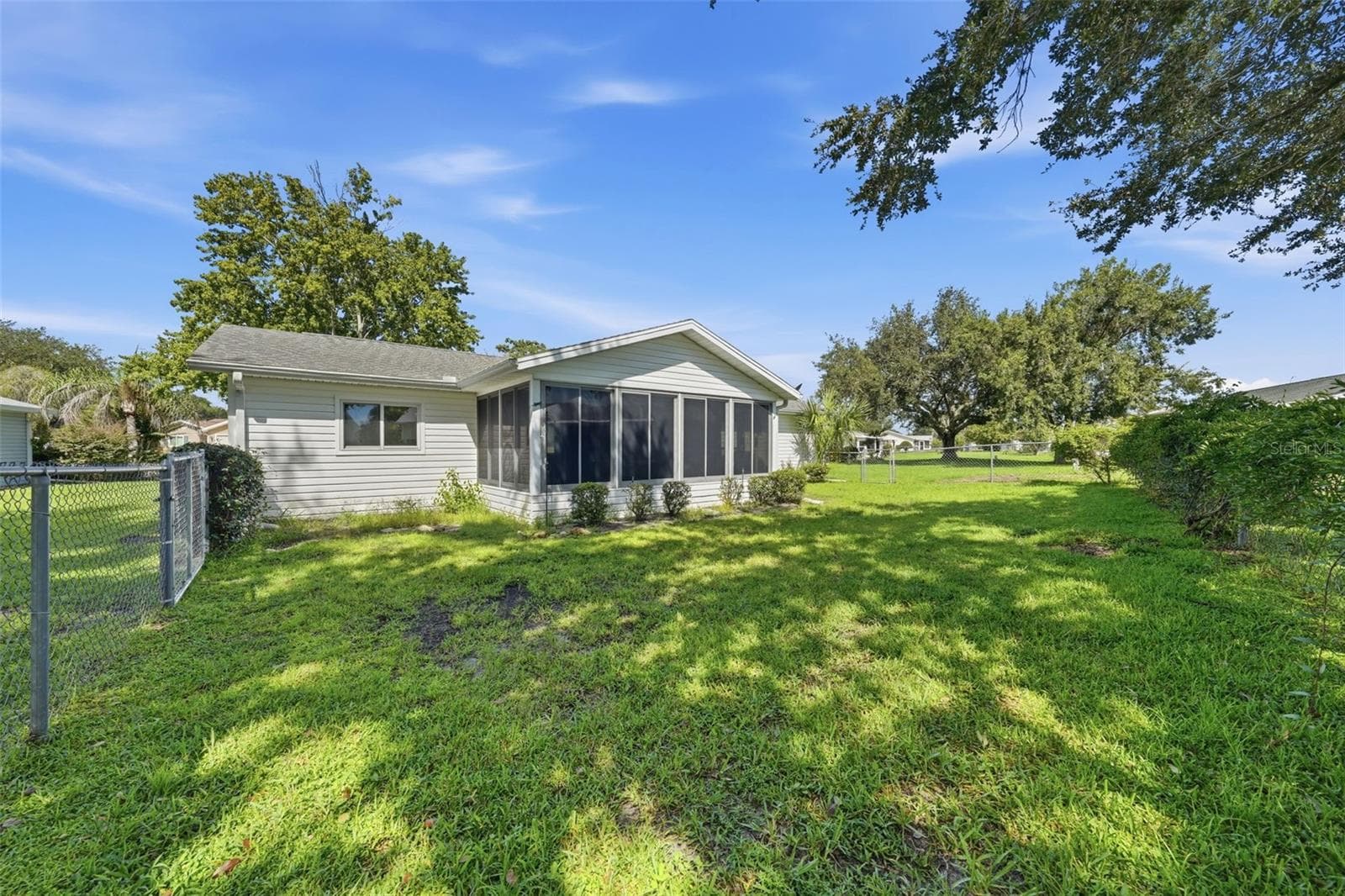 Single Family Residence at 17989 SE 106TH CT, SUMMERFIELD, photo 7 of 42