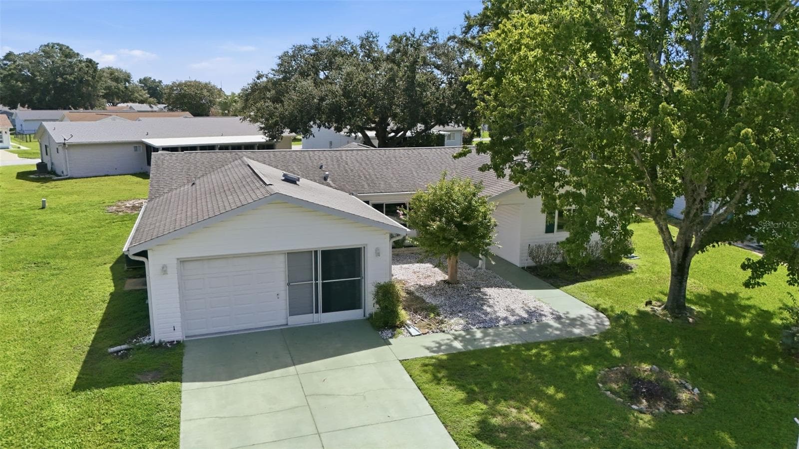 Single Family Residence at 17989 SE 106TH CT, SUMMERFIELD, photo 37 of 42