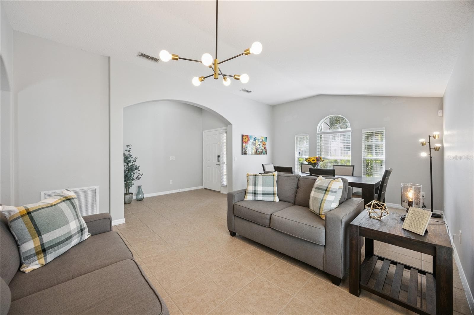 Single Family Residence at 11625 GREAT COMMISSION WAY, ORLANDO, photo 6 of 30
