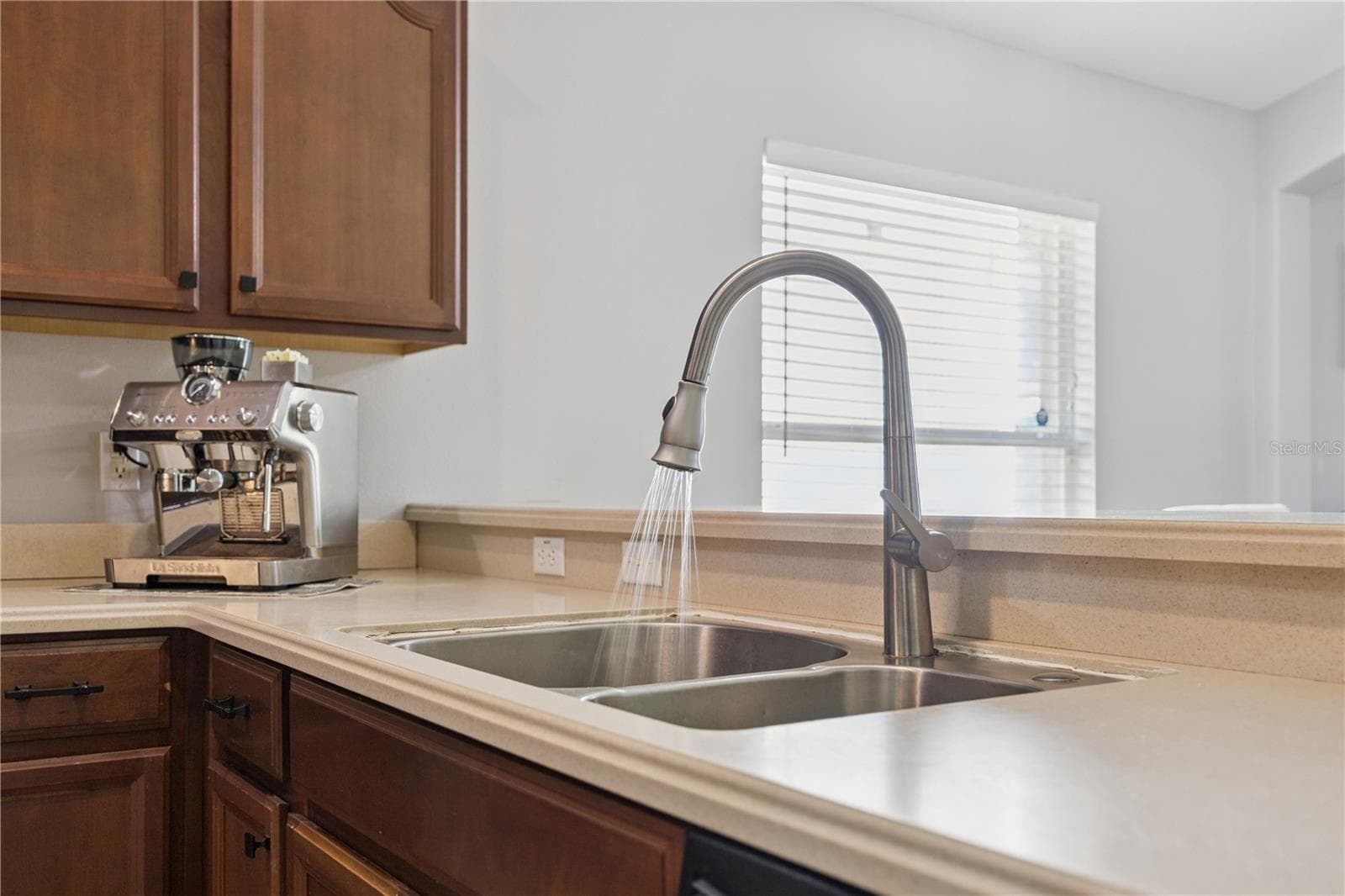 Single Family Residence at 11625 GREAT COMMISSION WAY, ORLANDO, photo 7 of 30