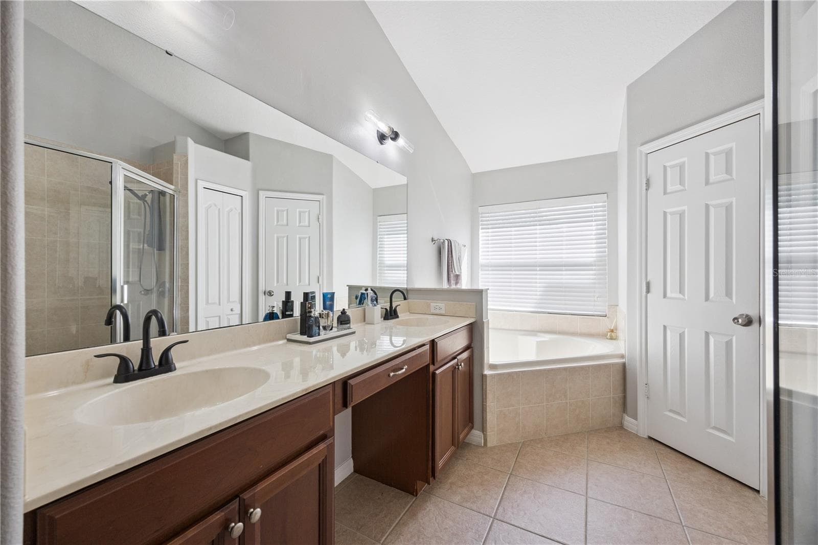Single Family Residence at 11625 GREAT COMMISSION WAY, ORLANDO, photo 15 of 30