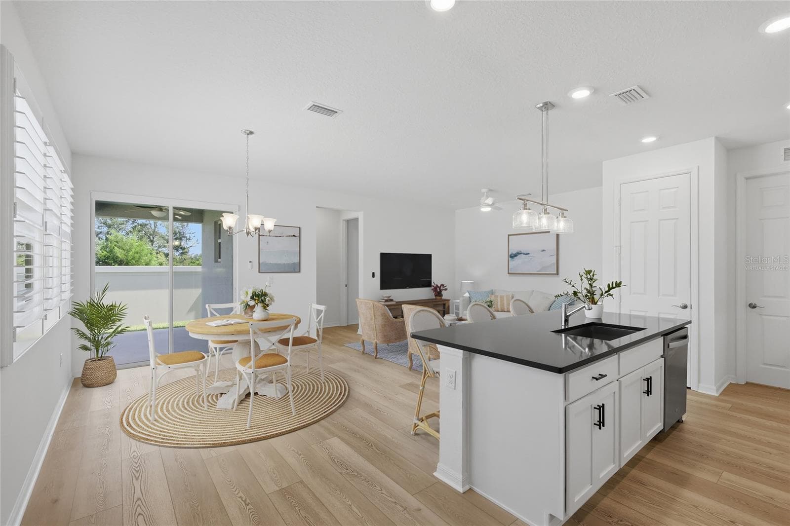 Virtually Staged - 2652 89TH STREET CIR E, PALMETTO