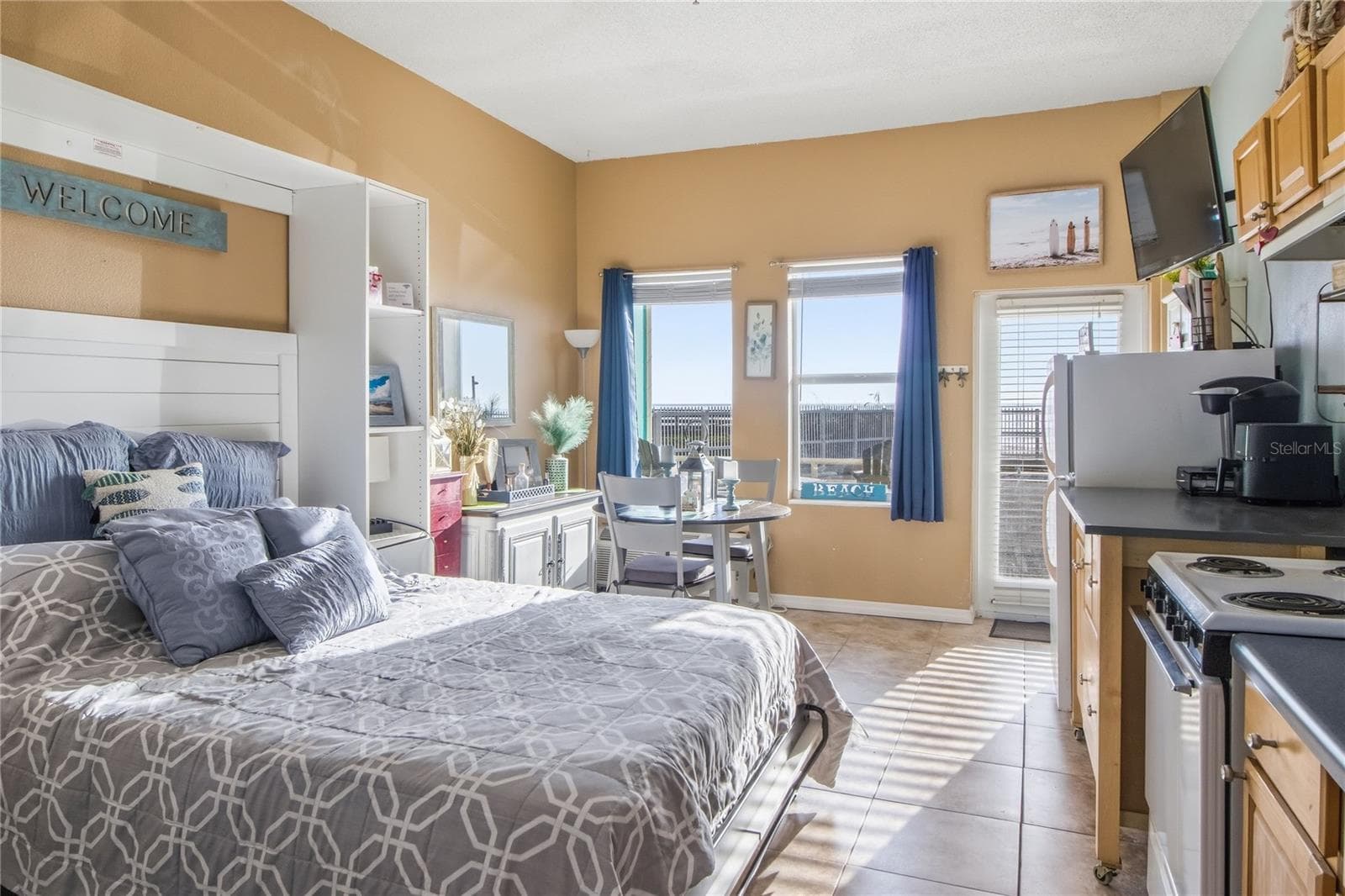 Condo - Hotel at 701 S ATLANTIC AVE #112, DAYTONA BEACH, photo 2 of 19