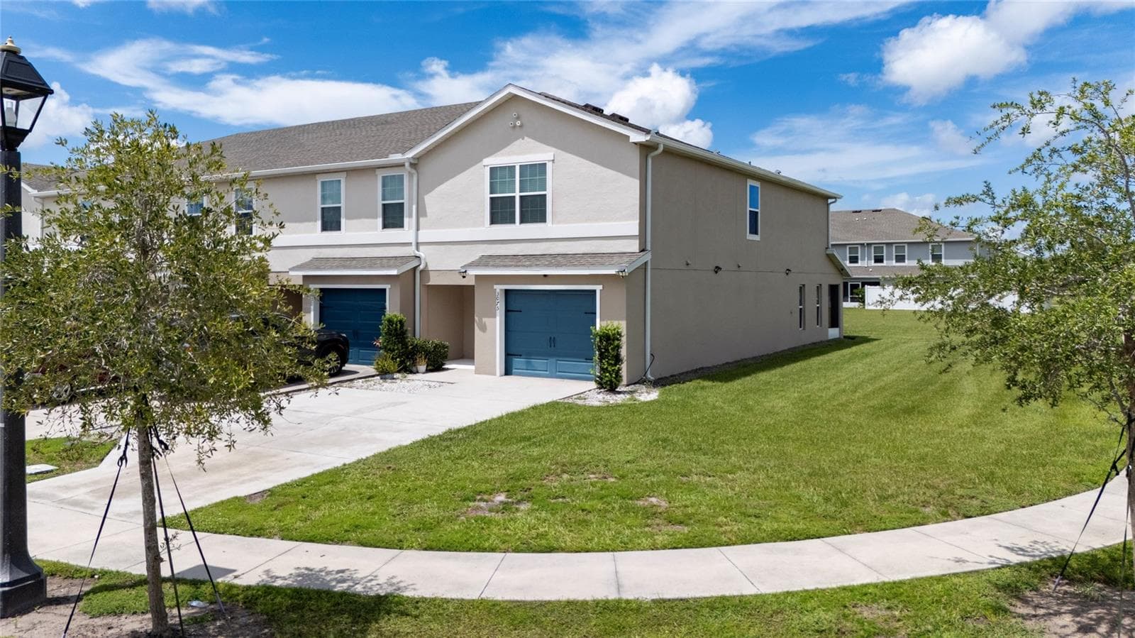 3075 FIELDWOOD CIR